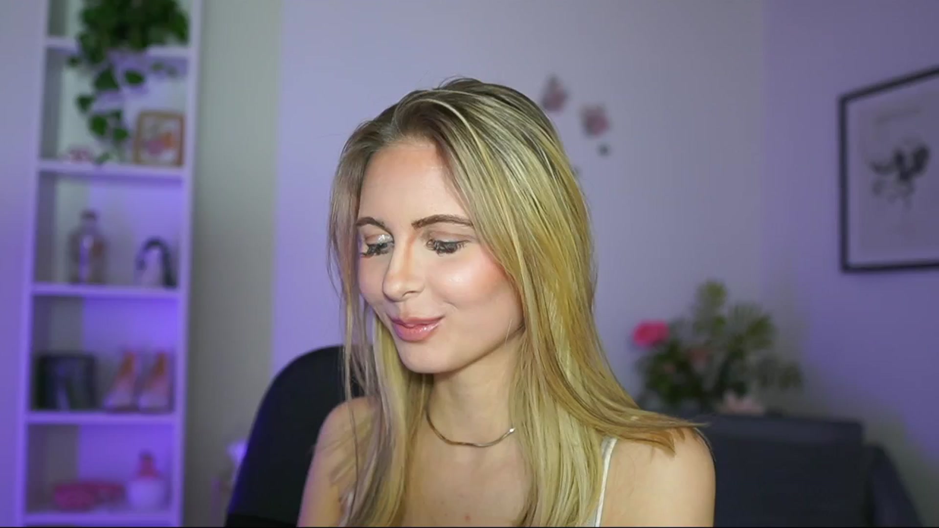 Gallery image thumbnail from Catecrago_'s myfreecams stream on, 02/26/2025, 16:37 image 15 of 20