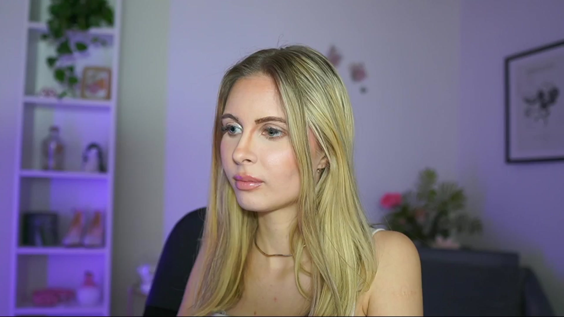 Gallery image thumbnail from Catecrago_'s myfreecams stream on, 02/26/2025, 16:37 image 3 of 20