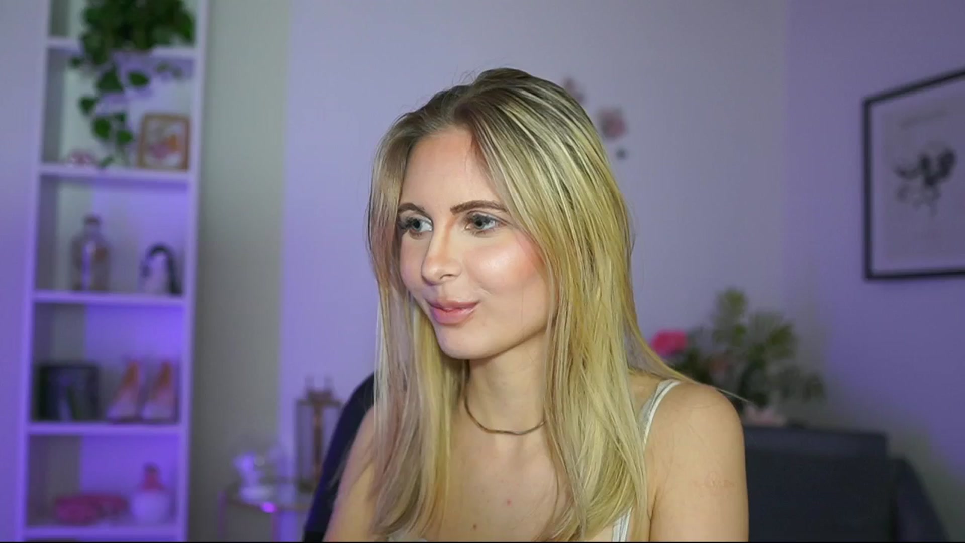 Gallery image thumbnail from Catecrago_'s myfreecams stream on, 02/26/2025, 18:10 image 5 of 20