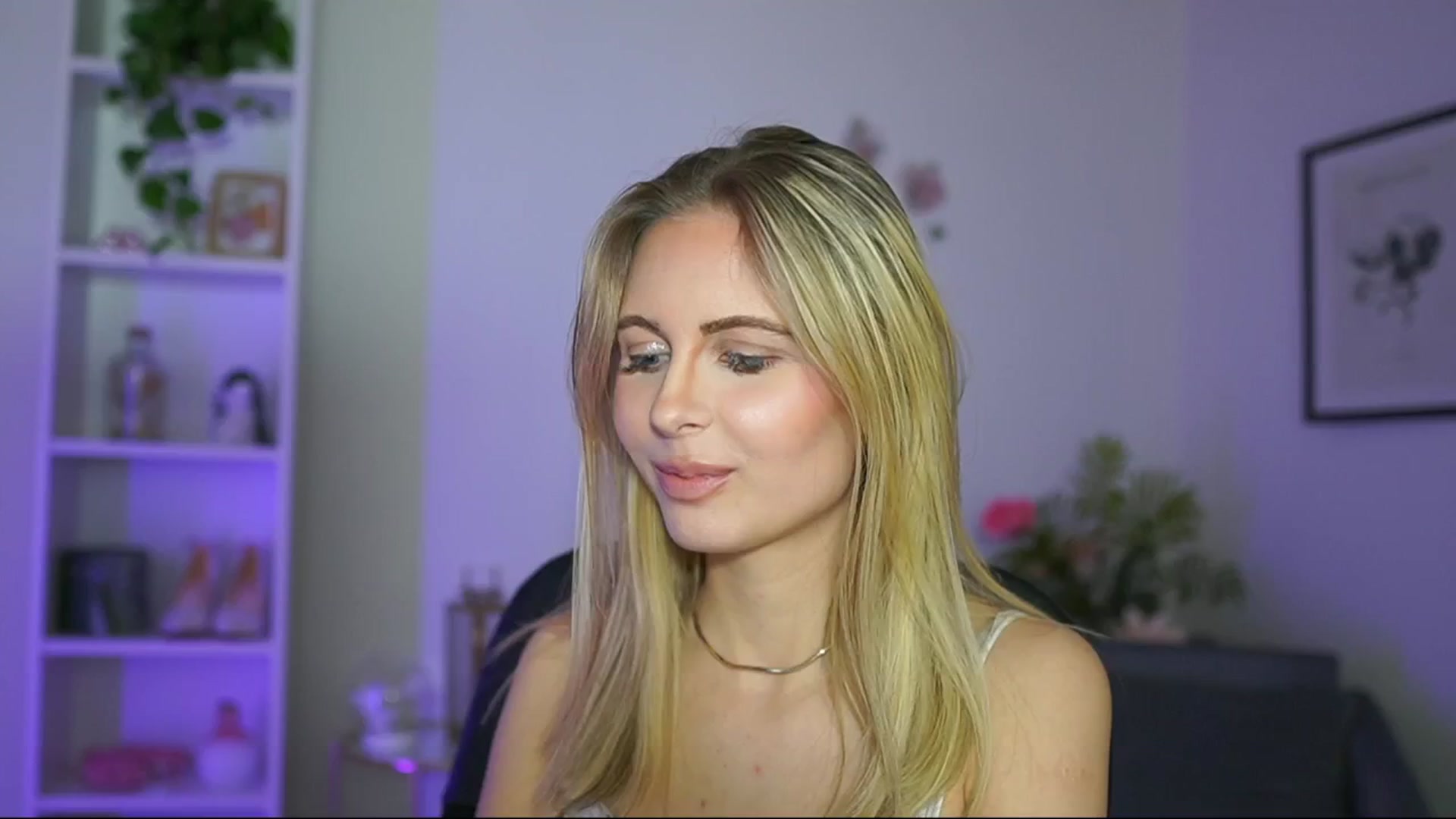 Gallery image thumbnail from Catecrago_'s myfreecams stream on, 02/26/2025, 18:10 image 3 of 20