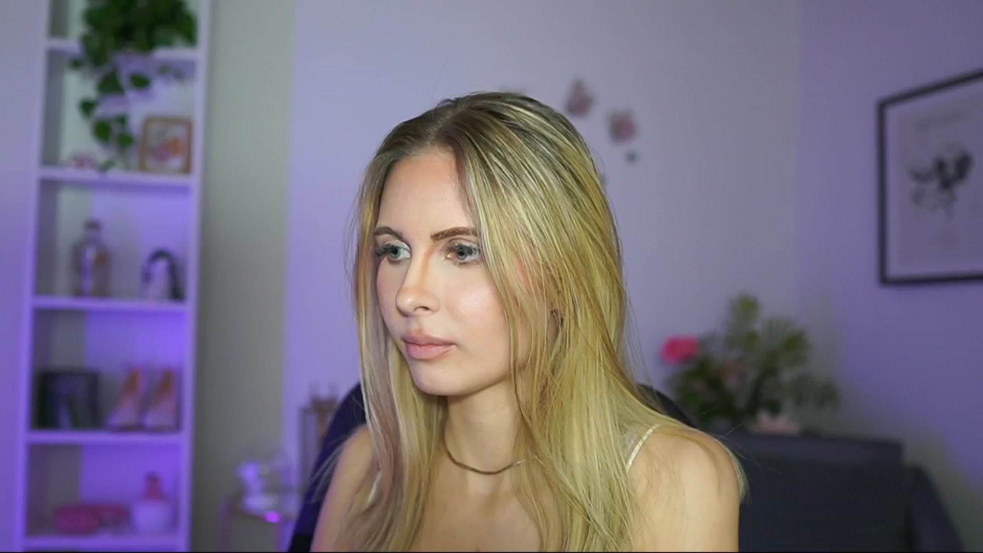 Gallery image thumbnail from Catecrago_'s myfreecams stream on, 02/26/2025, 18:49 image 3 of 20
