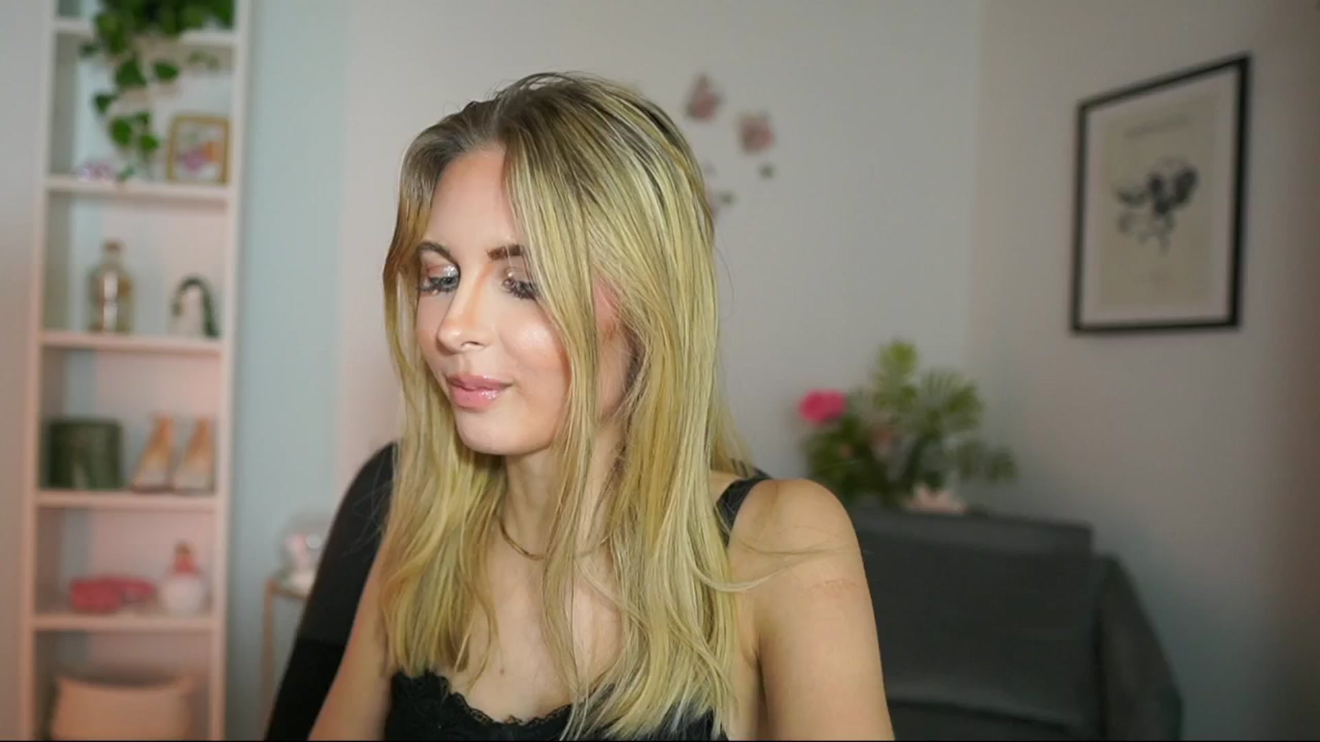 Gallery image thumbnail from Catecrago_'s myfreecams stream on, 02/27/2025, 18:19 image 10 of 20