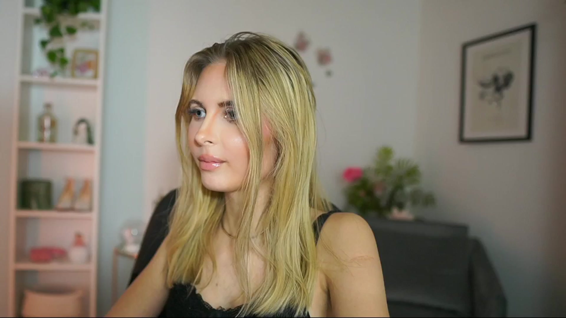Gallery image thumbnail from Catecrago_'s myfreecams stream on, 02/27/2025, 18:19 image 12 of 20