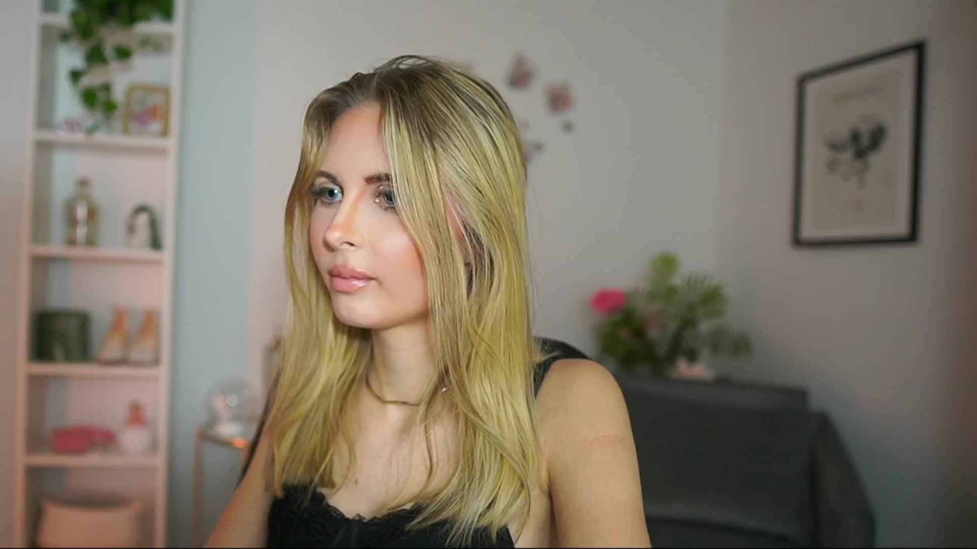 Gallery image thumbnail from Catecrago_'s myfreecams stream on, 02/27/2025, 18:19 image 20 of 20