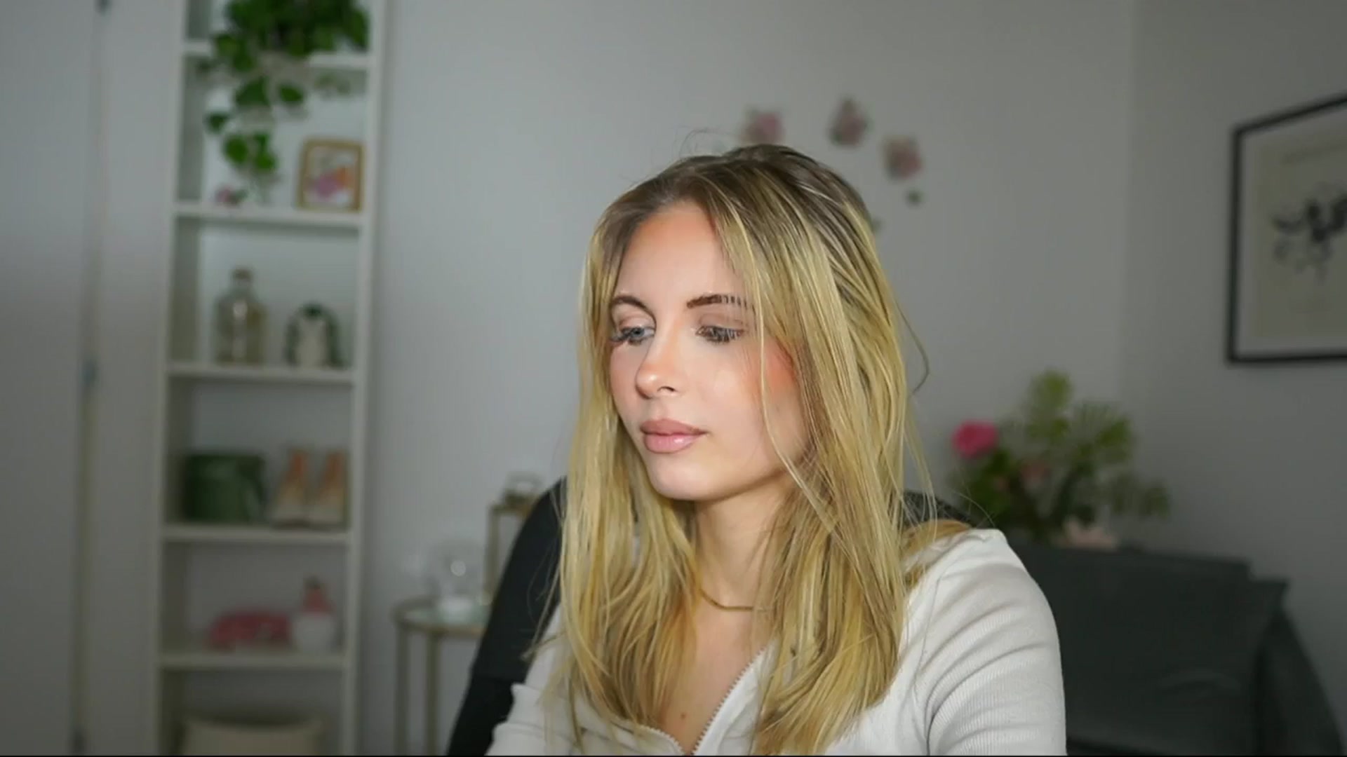 Gallery image thumbnail from Catecrago_'s myfreecams stream on, 02/28/2025, 10:28 image 11 of 20