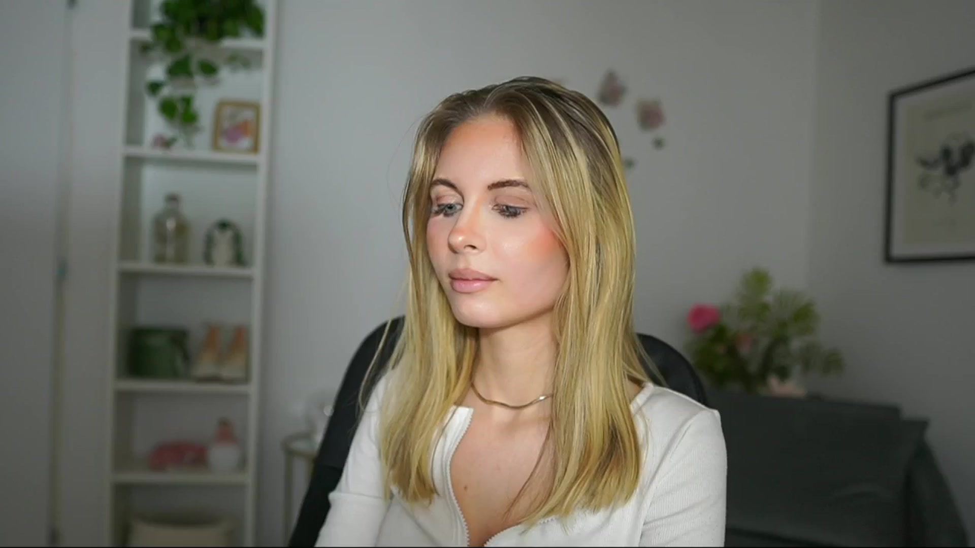 Gallery image thumbnail from Catecrago_'s myfreecams stream on, 02/28/2025, 13:50 image 13 of 20