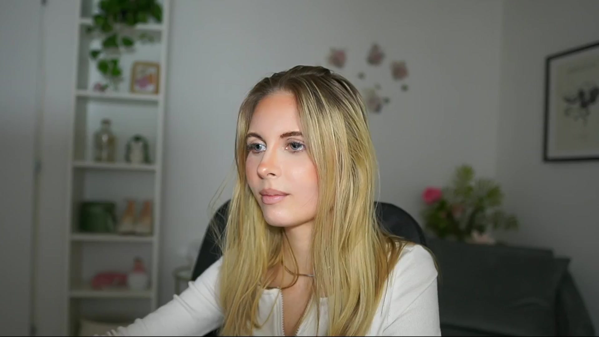 Gallery image thumbnail from Catecrago_'s myfreecams stream on, 02/28/2025, 13:50 image 10 of 20
