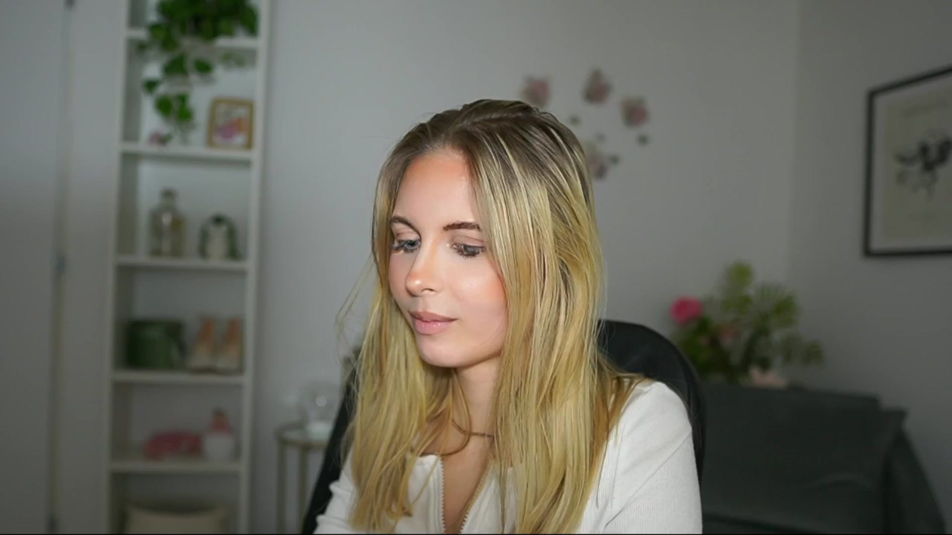 Gallery image thumbnail from Catecrago_'s myfreecams stream on, 02/28/2025, 13:50 image 11 of 20