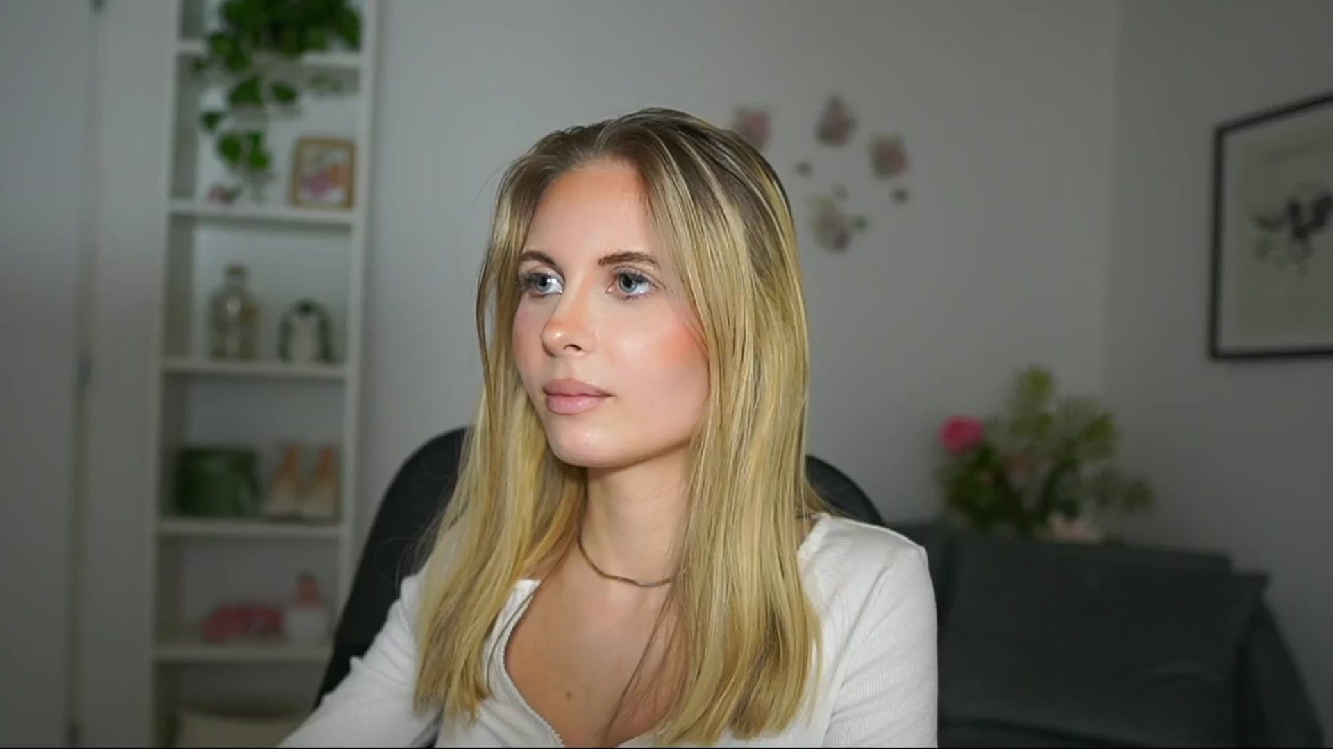 Gallery image thumbnail from Catecrago_'s myfreecams stream on, 02/28/2025, 13:50 image 16 of 20