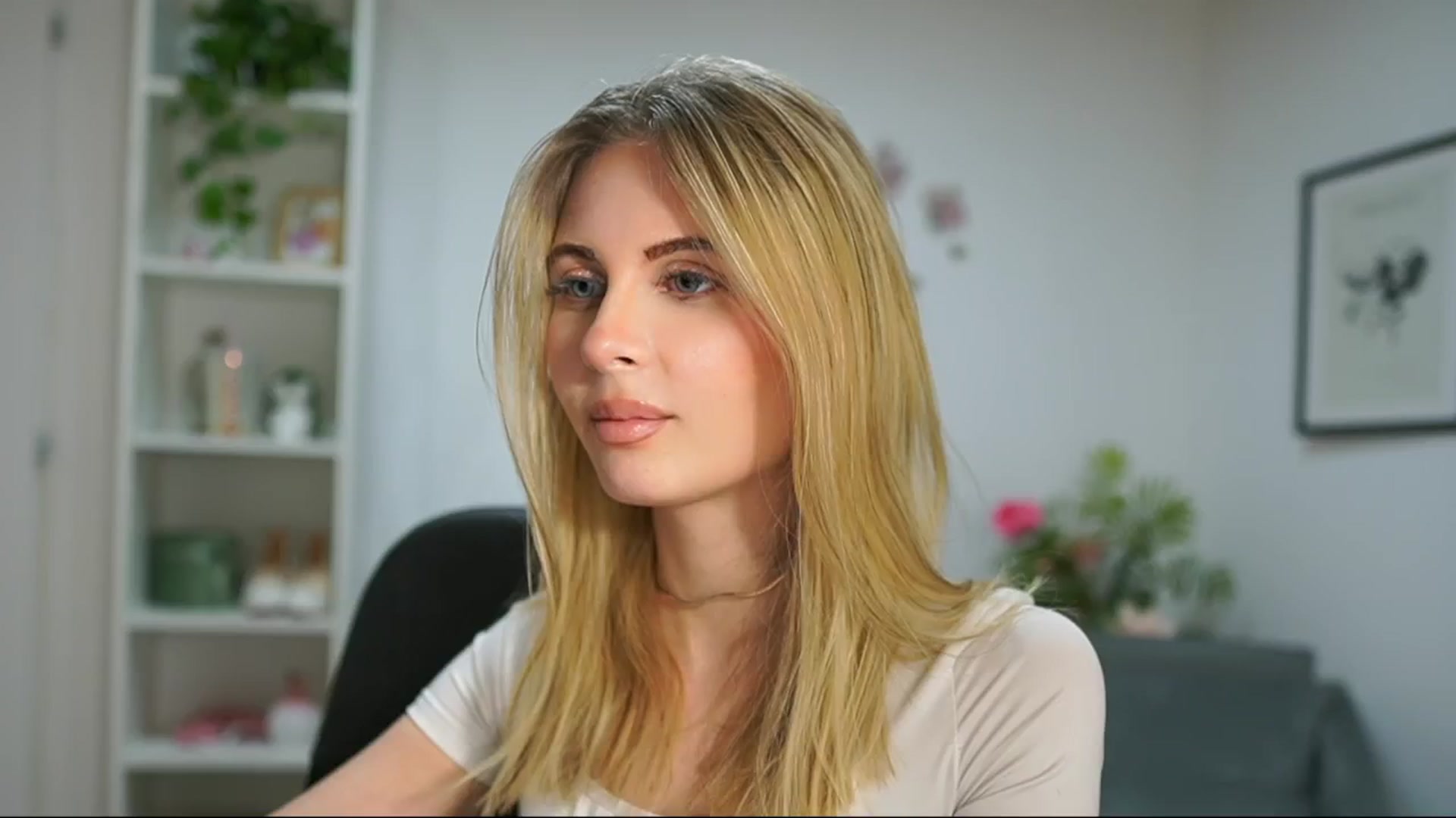 Gallery image thumbnail from Catecrago_'s myfreecams stream on, 03/04/2025, 14:47 image 2 of 20