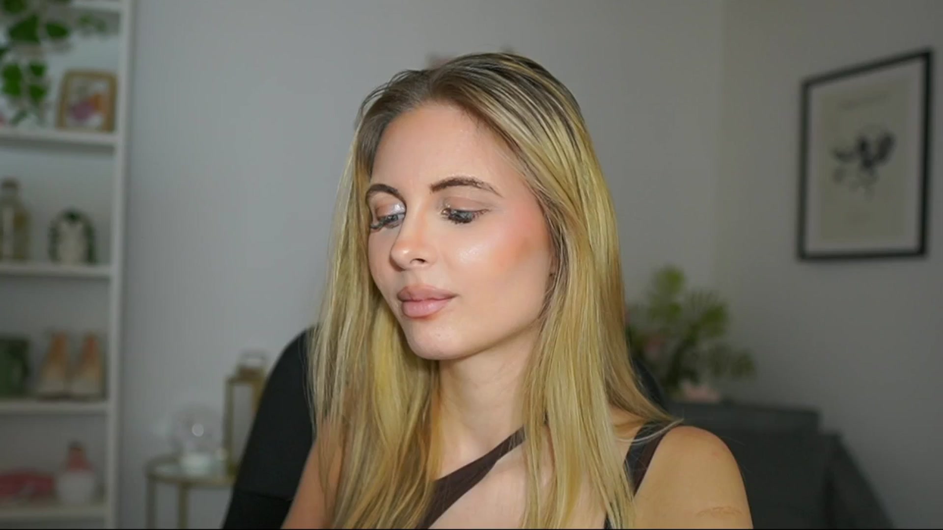 Gallery image thumbnail from Catecrago_'s myfreecams stream on, 03/05/2025, 15:38 image 19 of 20