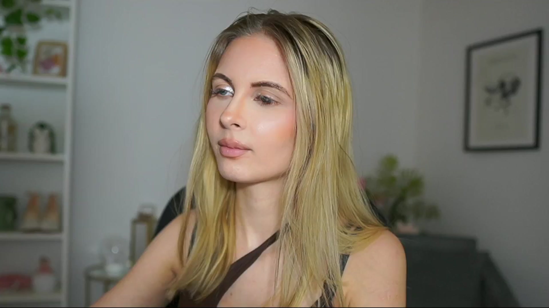 Gallery image thumbnail from Catecrago_'s myfreecams stream on, 03/05/2025, 15:38 image 4 of 20