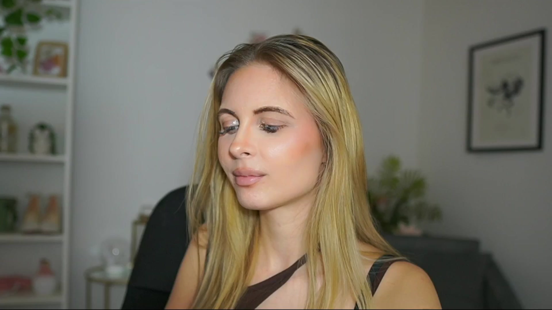 Gallery image thumbnail from Catecrago_'s myfreecams stream on, 03/05/2025, 15:38 image 17 of 20