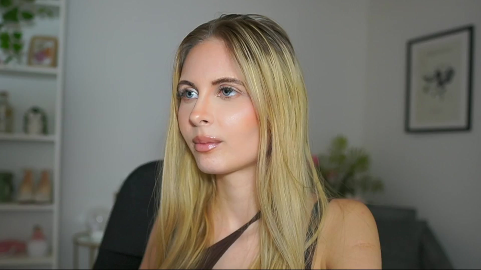 Gallery image thumbnail from Catecrago_'s myfreecams stream on, 03/05/2025, 17:26 image 19 of 20
