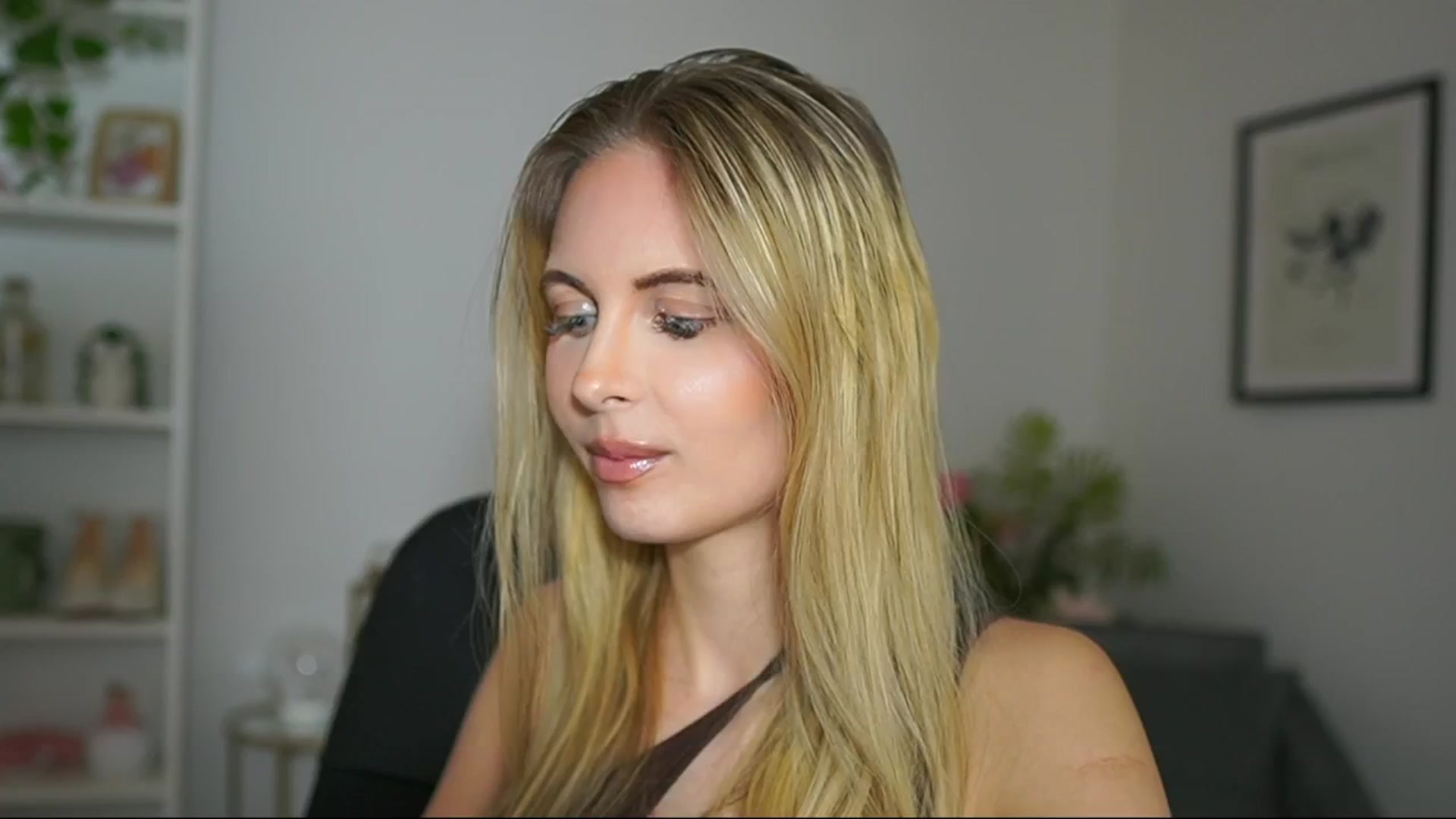 Gallery image thumbnail from Catecrago_'s myfreecams stream on, 03/05/2025, 17:26 image 2 of 20