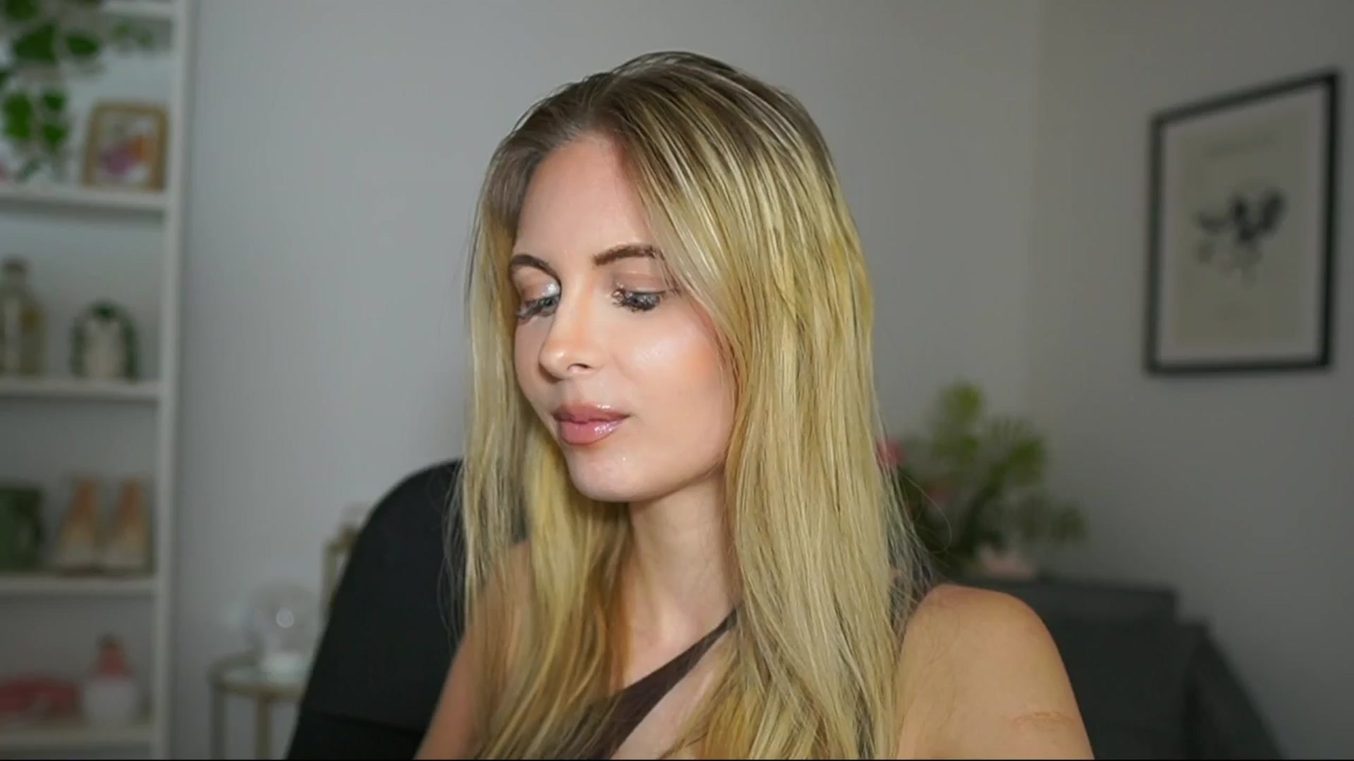 Gallery image thumbnail from Catecrago_'s myfreecams stream on, 03/05/2025, 17:26 image 3 of 20
