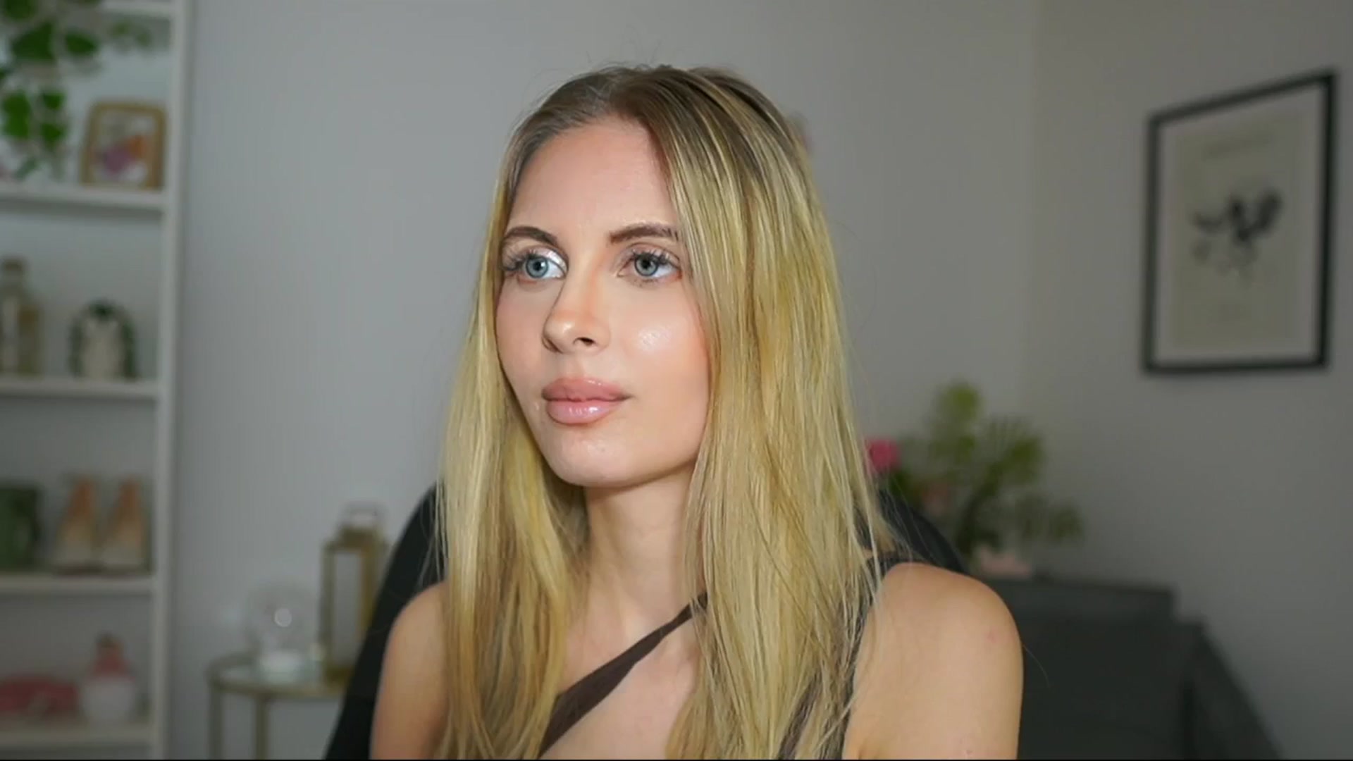 Gallery image thumbnail from Catecrago_'s myfreecams stream on, 03/05/2025, 18:49 image 4 of 20