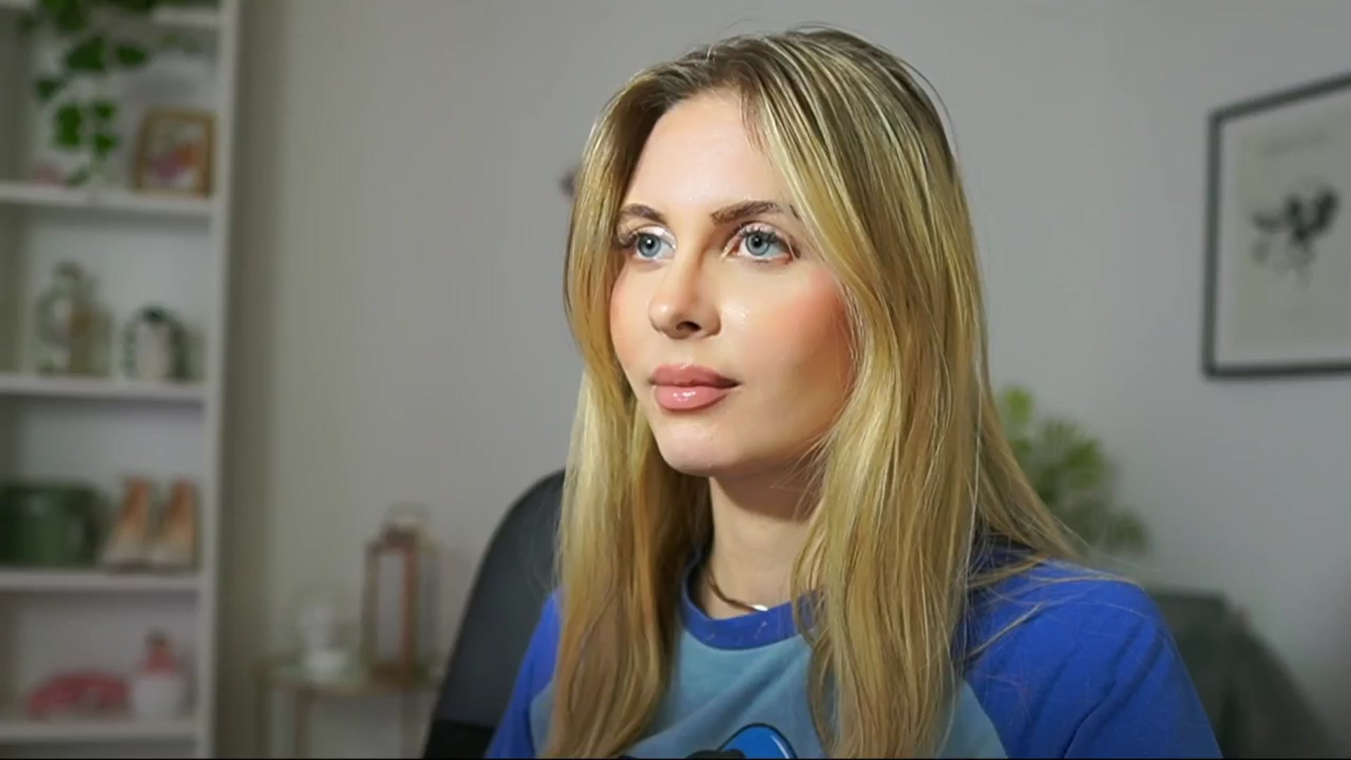 Gallery image thumbnail from Catecrago_'s myfreecams stream on, 03/06/2025, 16:45 image 7 of 20
