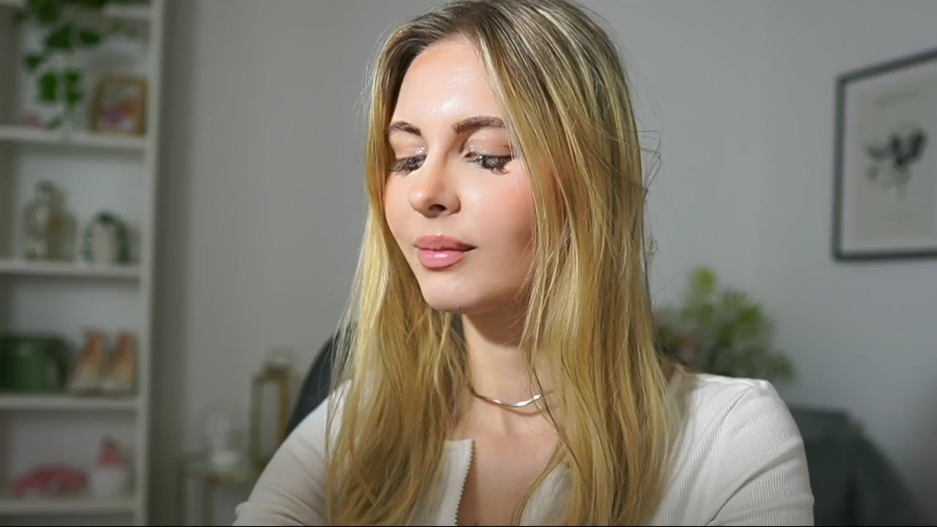 Gallery image thumbnail from Catecrago_'s myfreecams stream on, 03/07/2025, 09:59 image 20 of 20