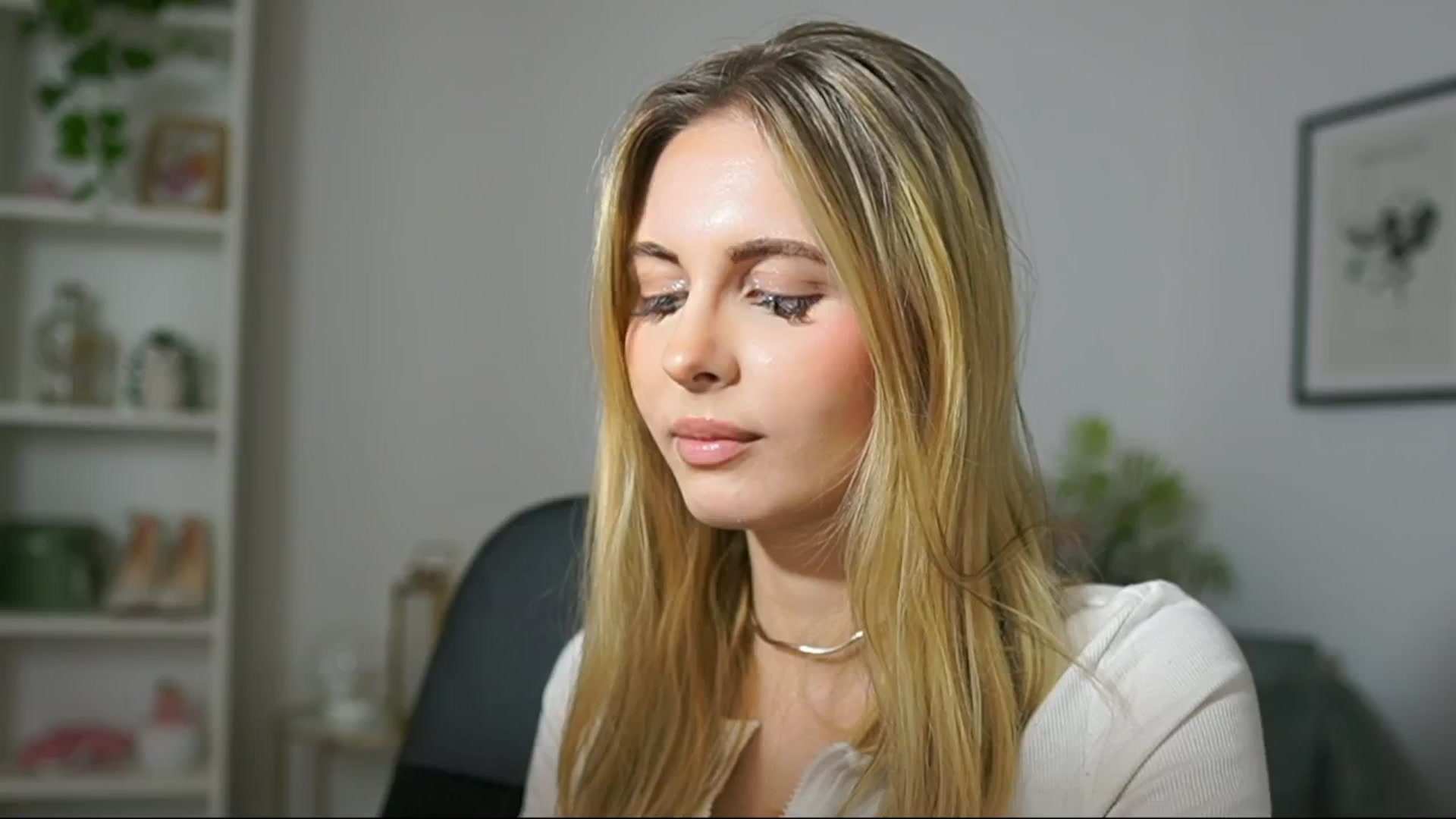 Gallery image thumbnail from Catecrago_'s myfreecams stream on, 03/07/2025, 11:46 image 18 of 20