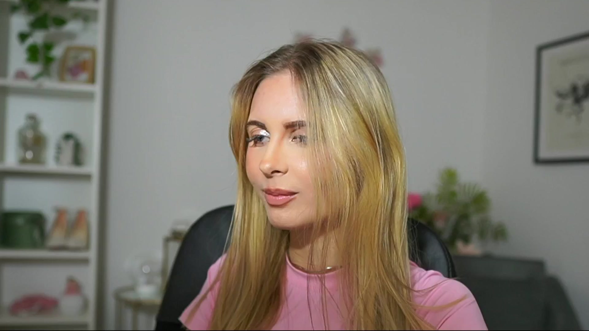 Gallery image thumbnail from Catecrago_'s myfreecams stream on, 03/08/2025, 18:13 image 20 of 20
