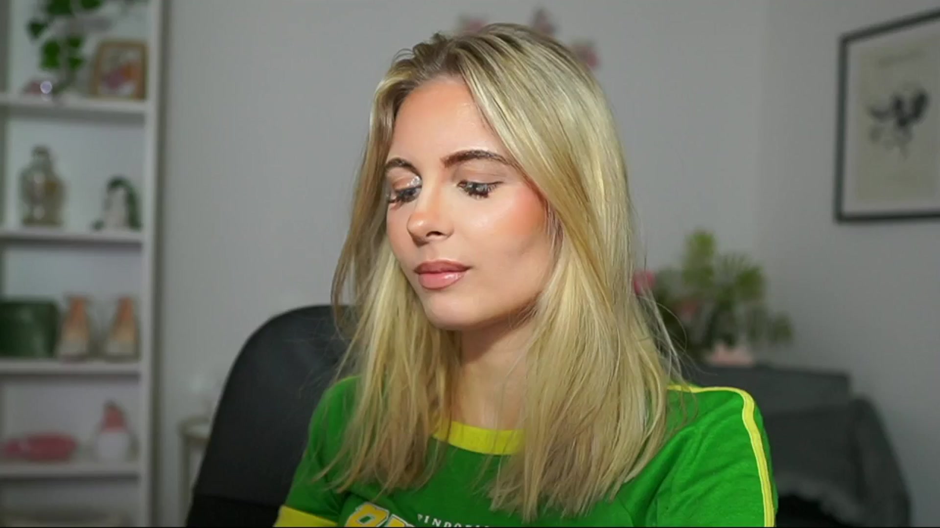 Gallery image thumbnail from Catecrago_'s myfreecams stream on, 03/14/2025, 09:29 image 14 of 20