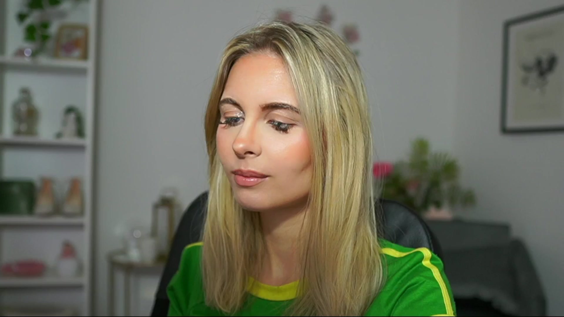 Gallery image thumbnail from Catecrago_'s myfreecams stream on, 03/14/2025, 11:31 image 3 of 20