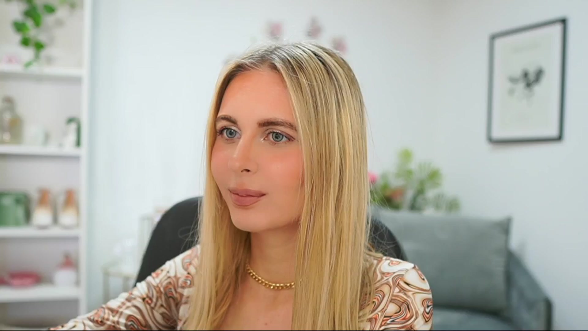 Gallery image thumbnail from Catecrago_'s myfreecams stream on, 04/03/2025, 14:23 image 8 of 20