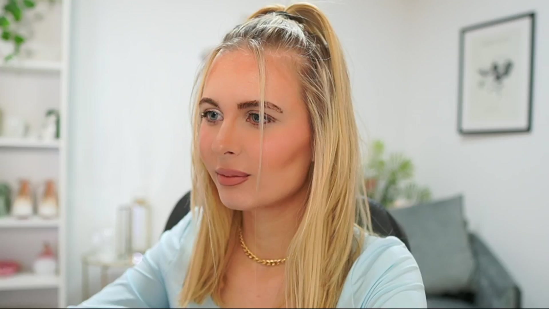 Gallery image thumbnail from Catecrago_'s myfreecams stream on, 04/06/2025, 08:36 image 6 of 20