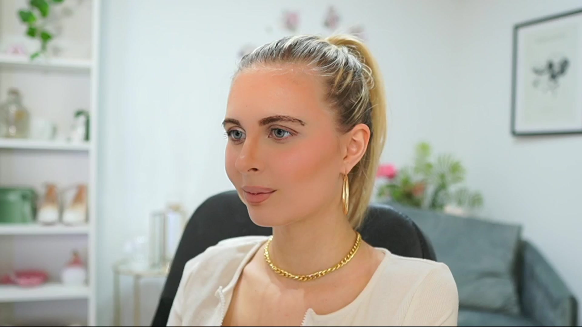 Gallery image thumbnail from Catecrago_'s myfreecams stream on, 04/07/2025, 16:59 image 20 of 20