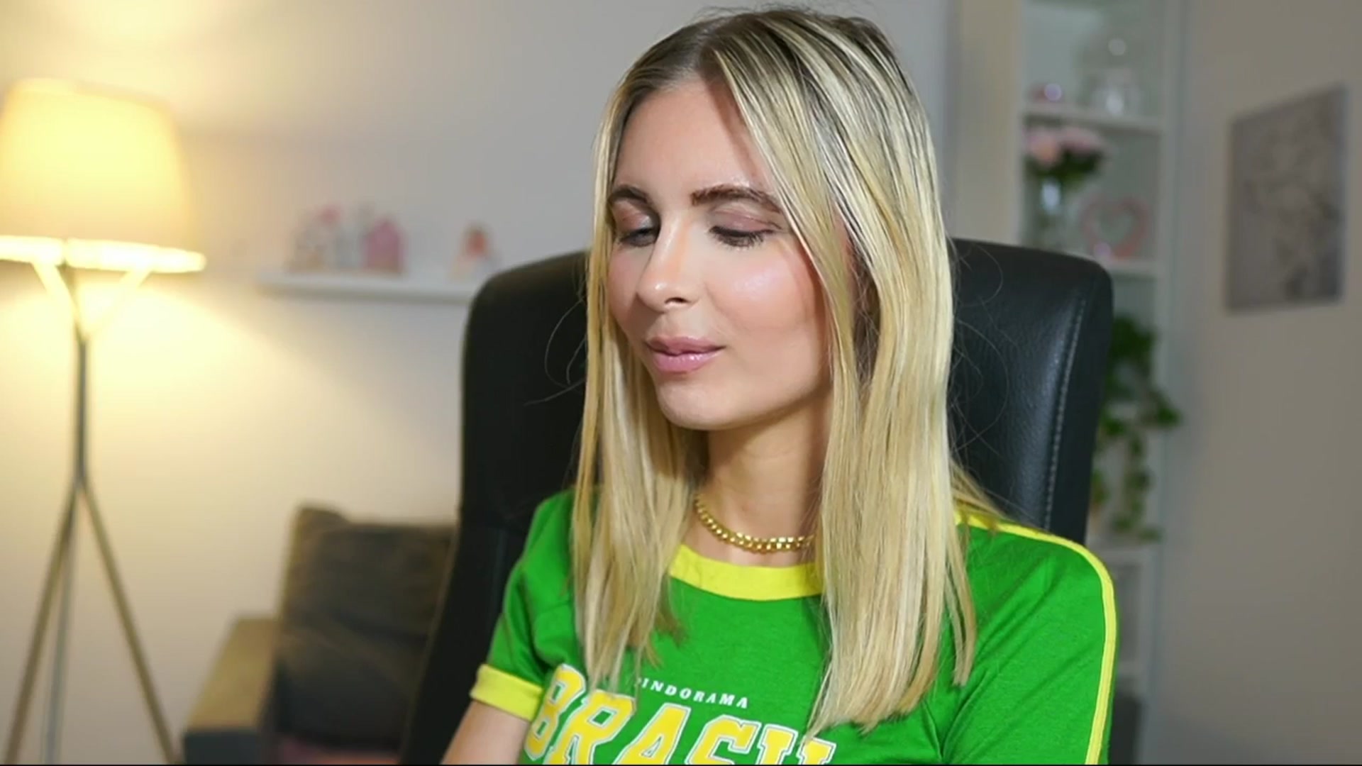 Gallery image thumbnail from Catecrago_'s myfreecams stream on, 04/23/2025, 13:27 image 19 of 20