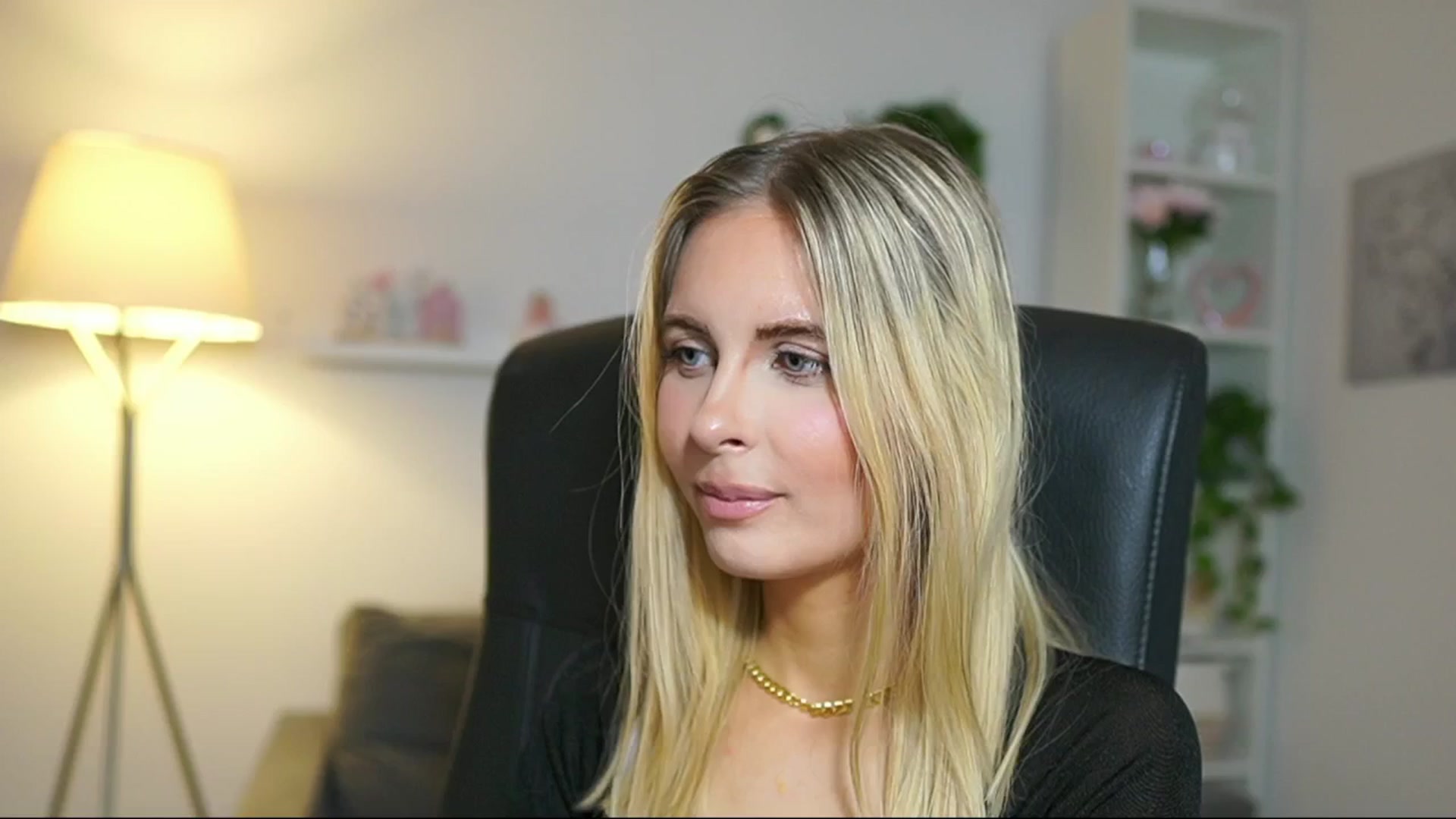 Gallery image thumbnail from Catecrago_'s myfreecams stream on, 04/29/2025, 14:01 image 15 of 20