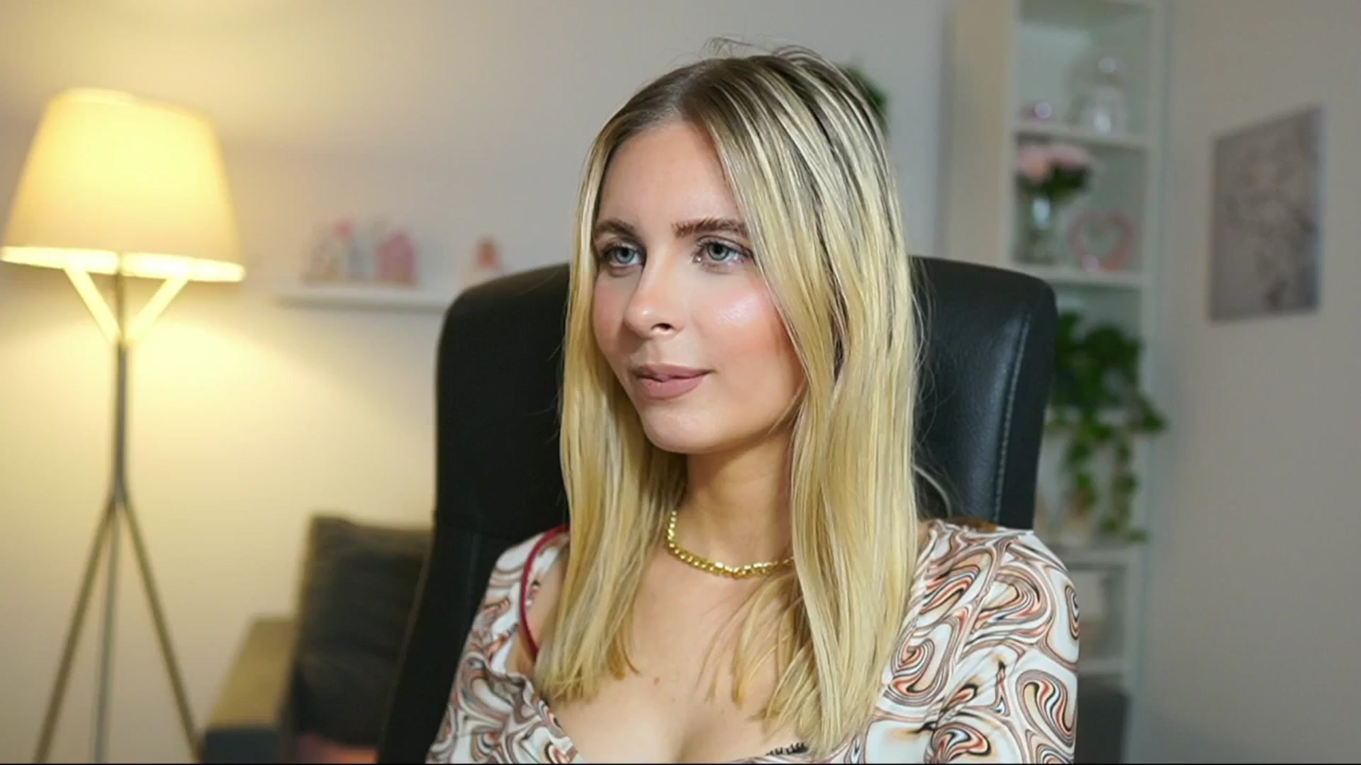 Gallery image thumbnail from Catecrago_'s myfreecams stream on, 05/06/2025, 13:48 image 16 of 20