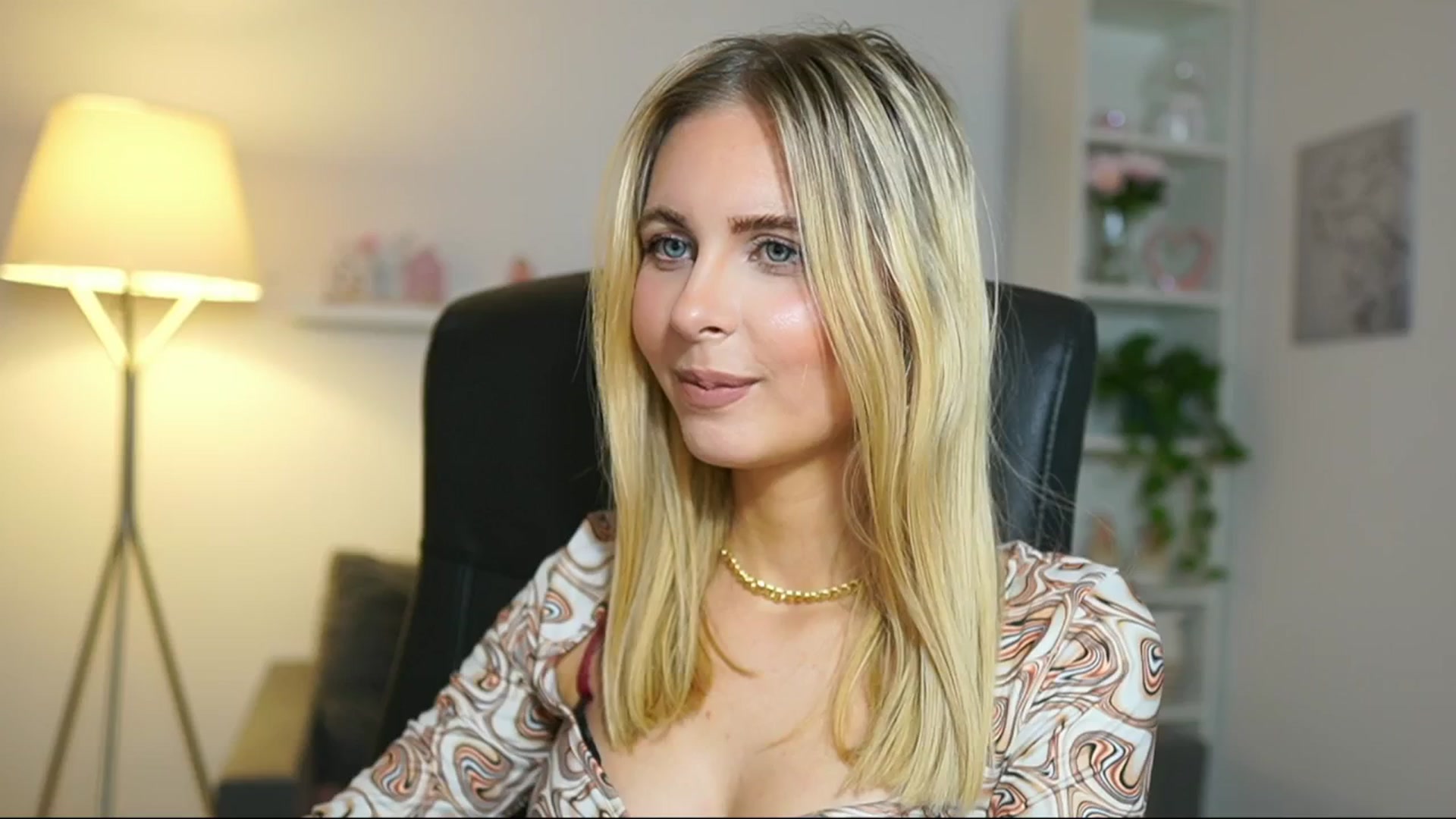 Gallery image thumbnail from Catecrago_'s myfreecams stream on, 05/06/2025, 14:21 image 20 of 20