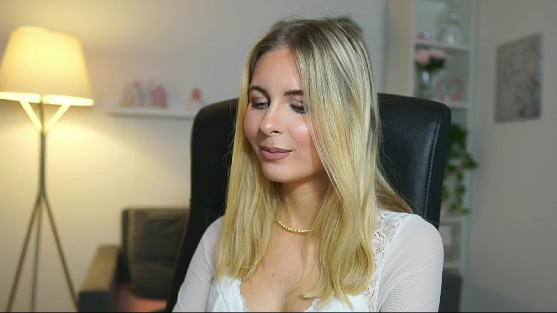 Gallery image thumbnail from Catecrago_'s myfreecams stream on, 05/07/2025, 13:22 image 11 of 20