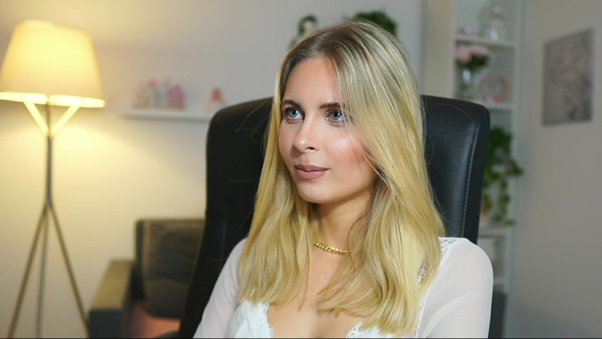 Gallery image thumbnail from Catecrago_'s myfreecams stream on, 05/07/2025, 15:54 image 4 of 20