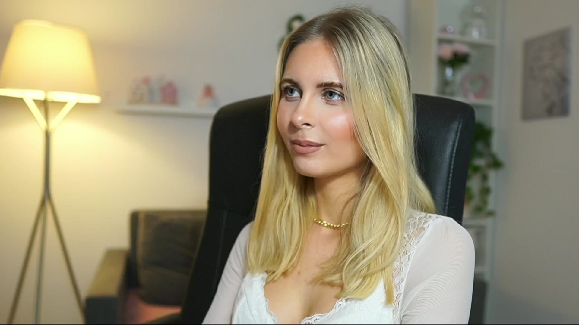 Gallery image thumbnail from Catecrago_'s myfreecams stream on, 05/07/2025, 15:54 image 19 of 20