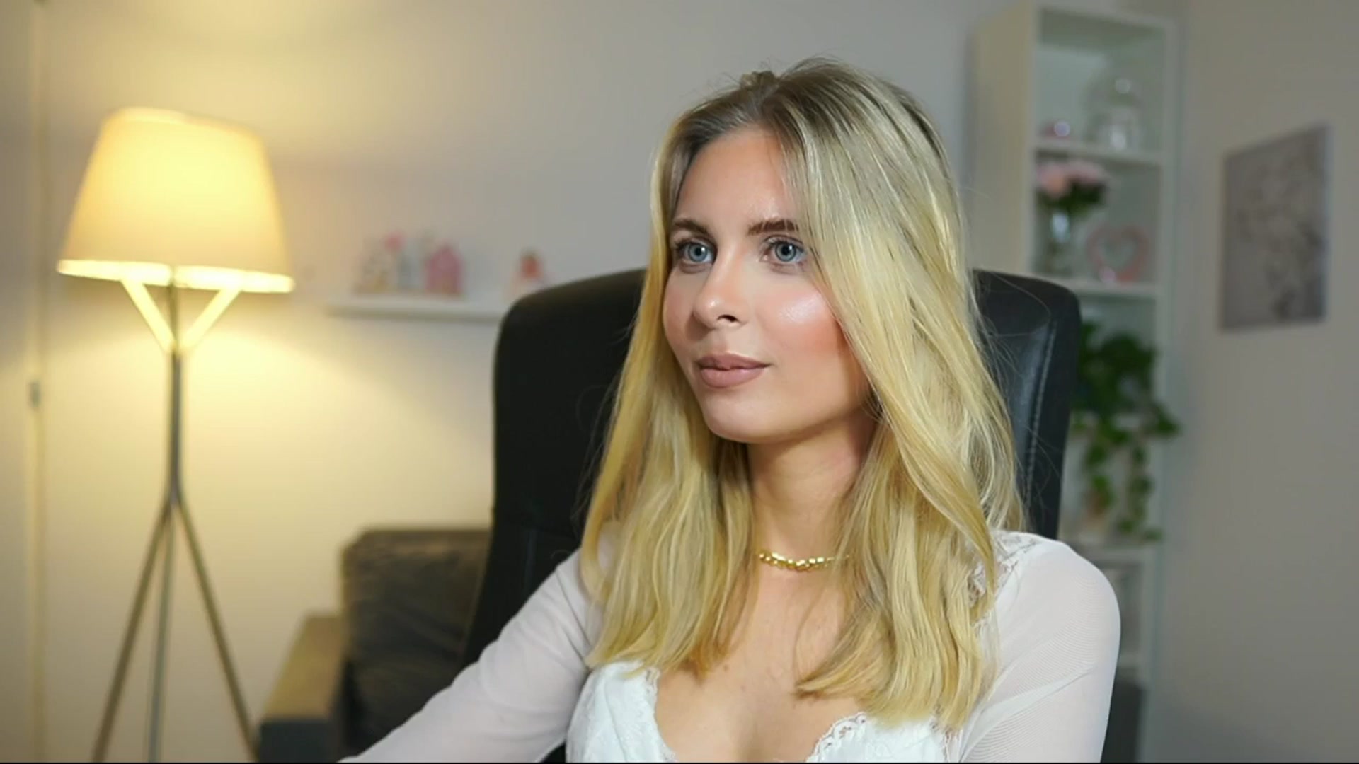 Gallery image thumbnail from Catecrago_'s myfreecams stream on, 05/07/2025, 16:57 image 1 of 20