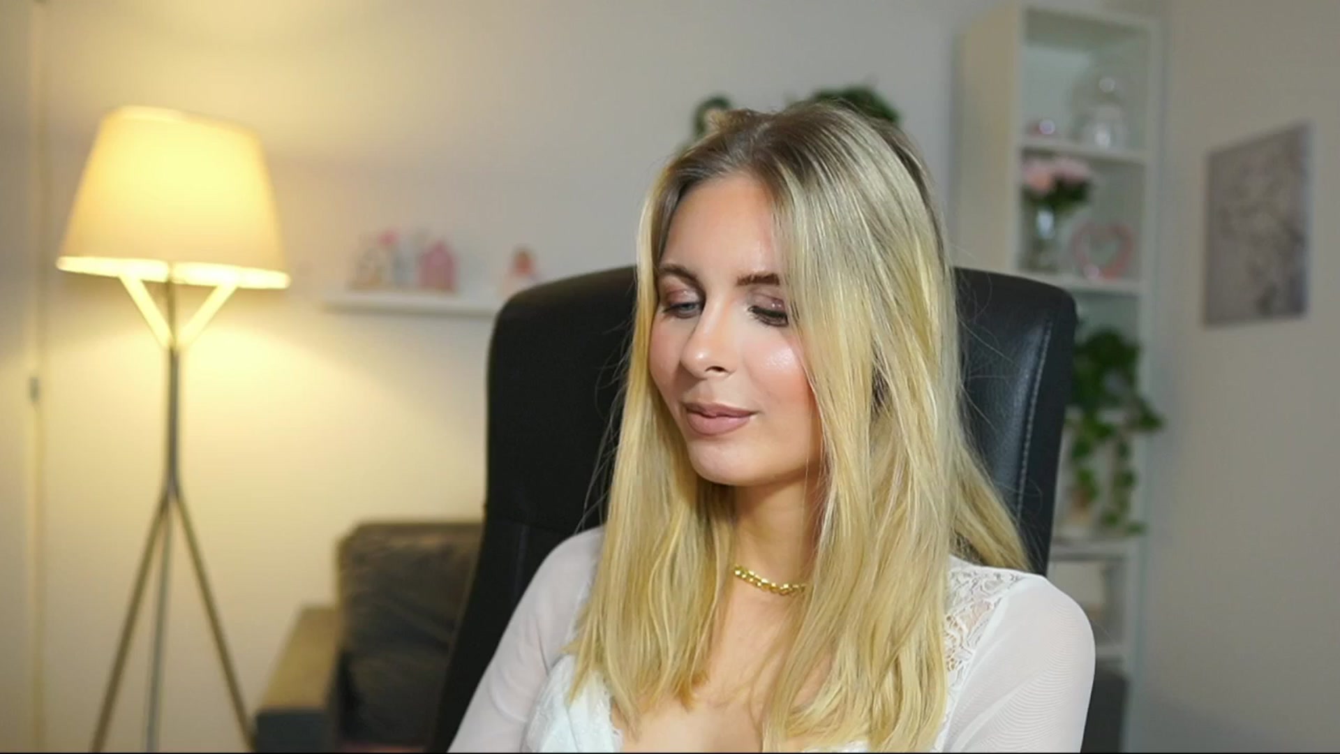Gallery image thumbnail from Catecrago_'s myfreecams stream on, 05/07/2025, 16:57 image 20 of 20