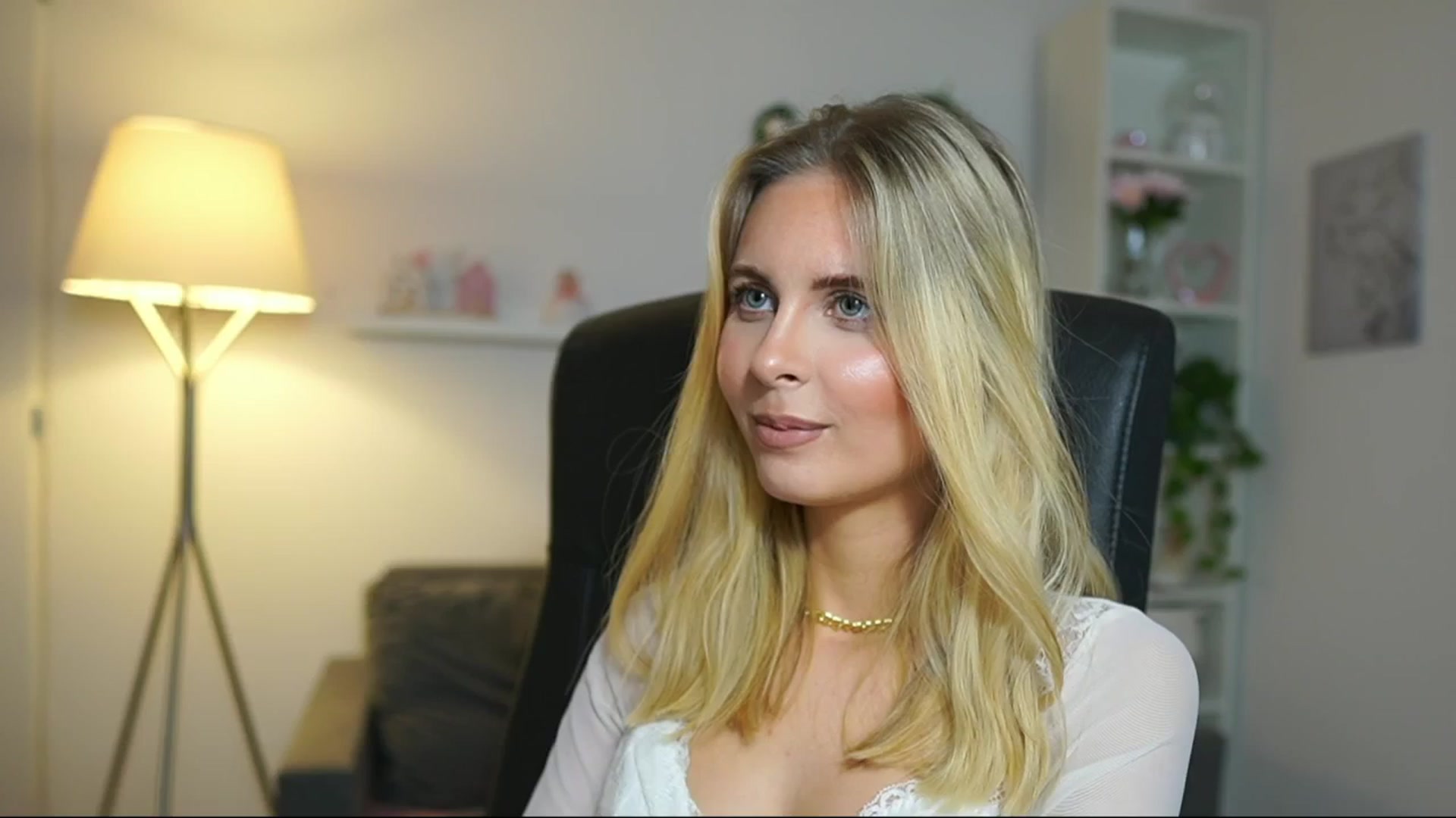 Gallery image thumbnail from Catecrago_'s myfreecams stream on, 05/07/2025, 16:57 image 3 of 20