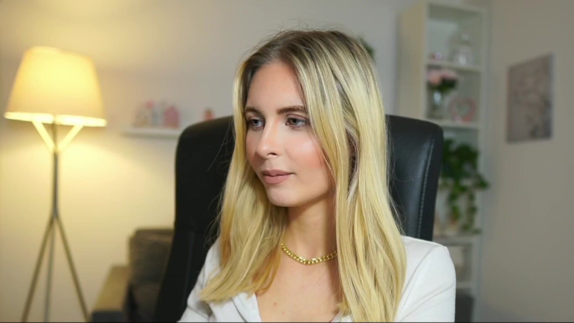 Gallery image thumbnail from Catecrago_'s myfreecams stream on, 05/08/2025, 14:49 image 9 of 20