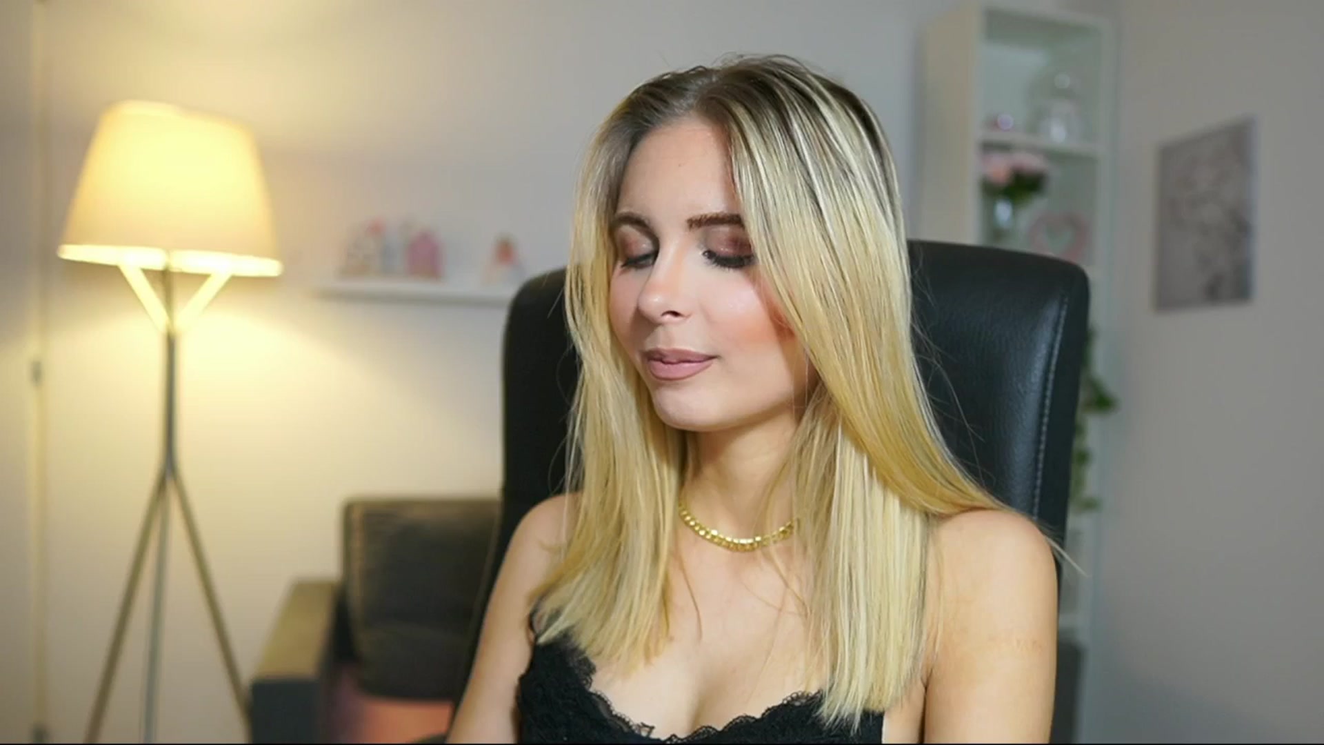 Gallery image thumbnail from Catecrago_'s myfreecams stream on, 05/10/2025, 08:31 image 12 of 20
