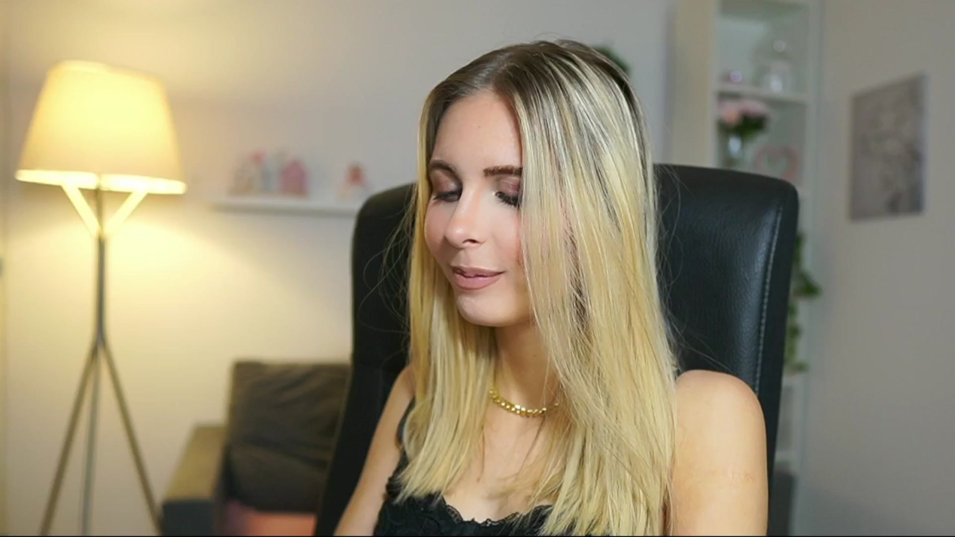 Gallery image thumbnail from Catecrago_'s myfreecams stream on, 05/10/2025, 09:30 image 17 of 20