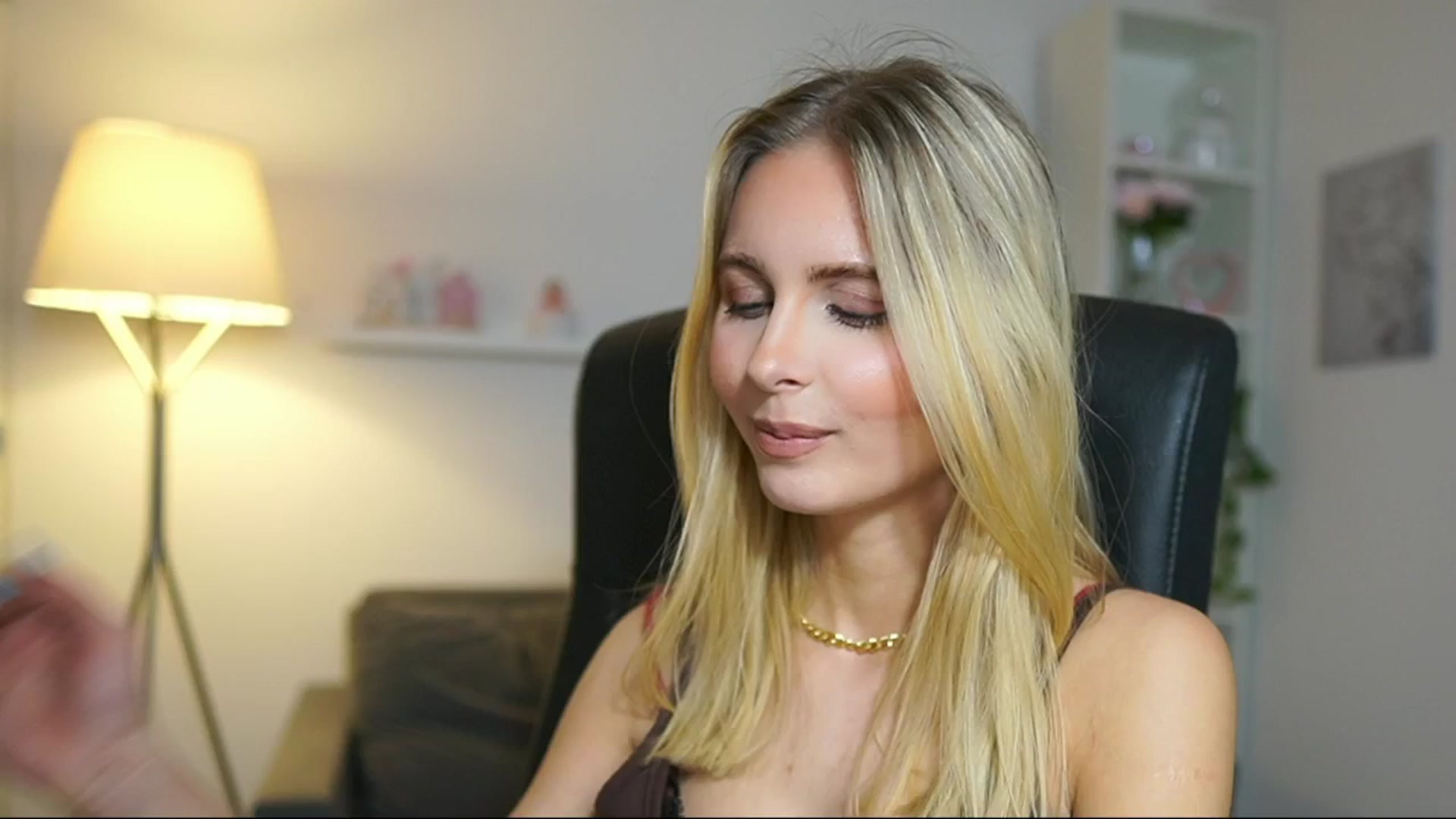 Gallery image thumbnail from Catecrago_'s myfreecams stream on, 05/15/2025, 15:52 image 2 of 20
