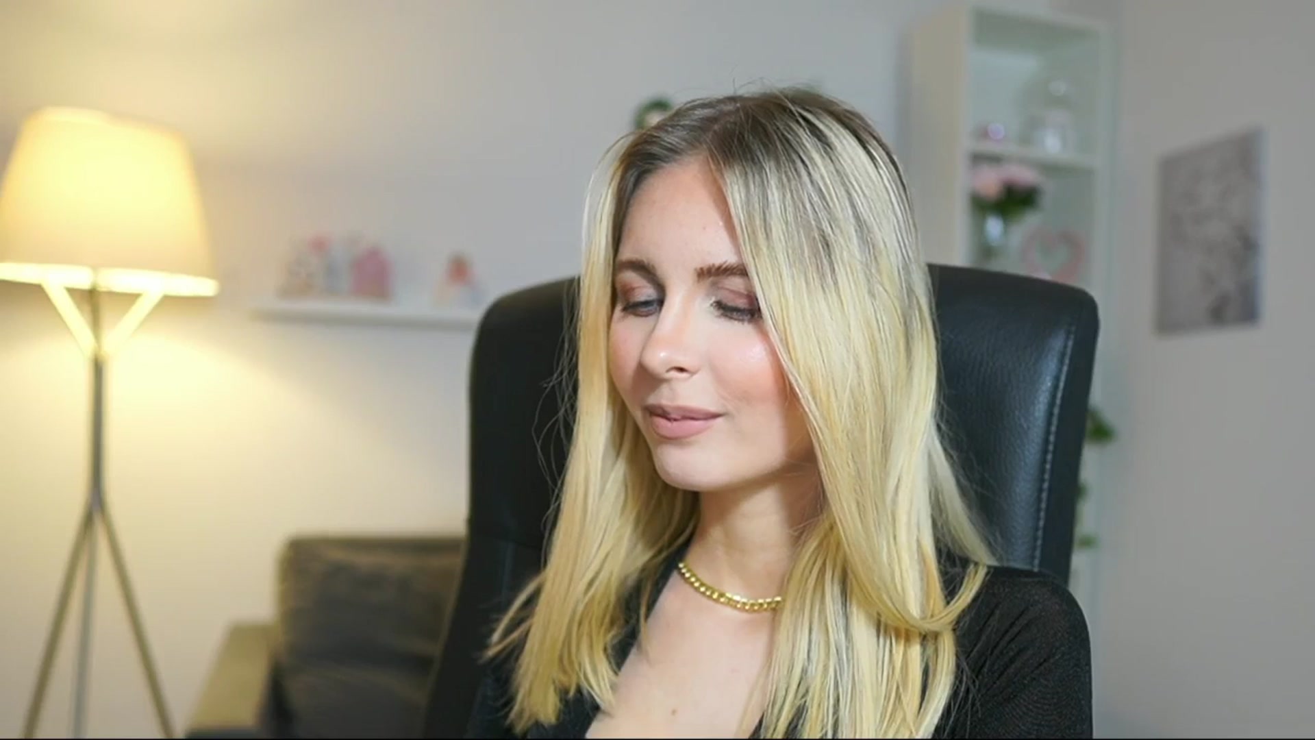 Gallery image thumbnail from Catecrago_'s myfreecams stream on, 05/16/2025, 11:18 image 18 of 20