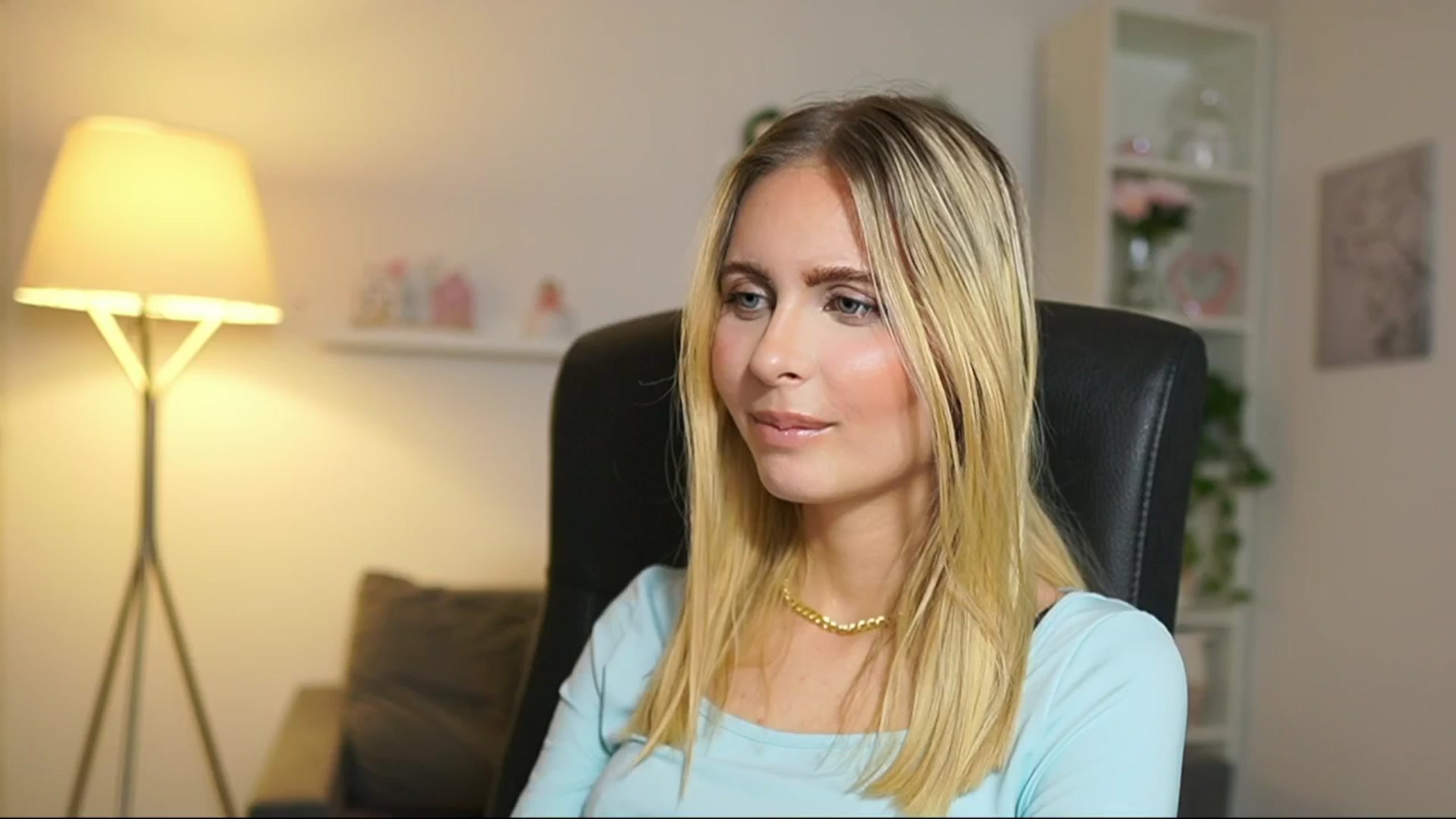 Gallery image thumbnail from Catecrago_'s myfreecams stream on, 05/20/2025, 14:39 image 15 of 20