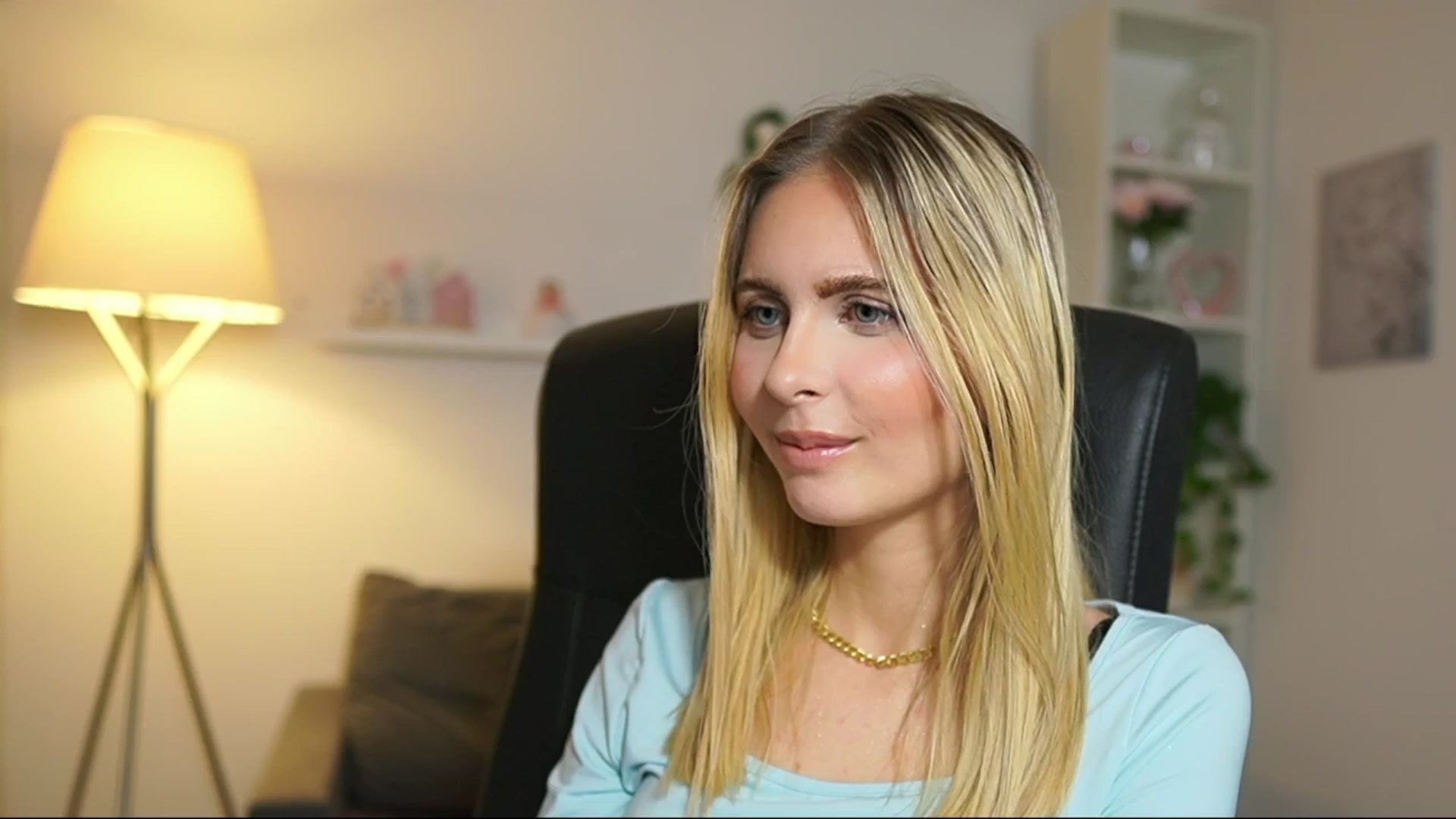 Gallery image thumbnail from Catecrago_'s myfreecams stream on, 05/20/2025, 14:39 image 9 of 20