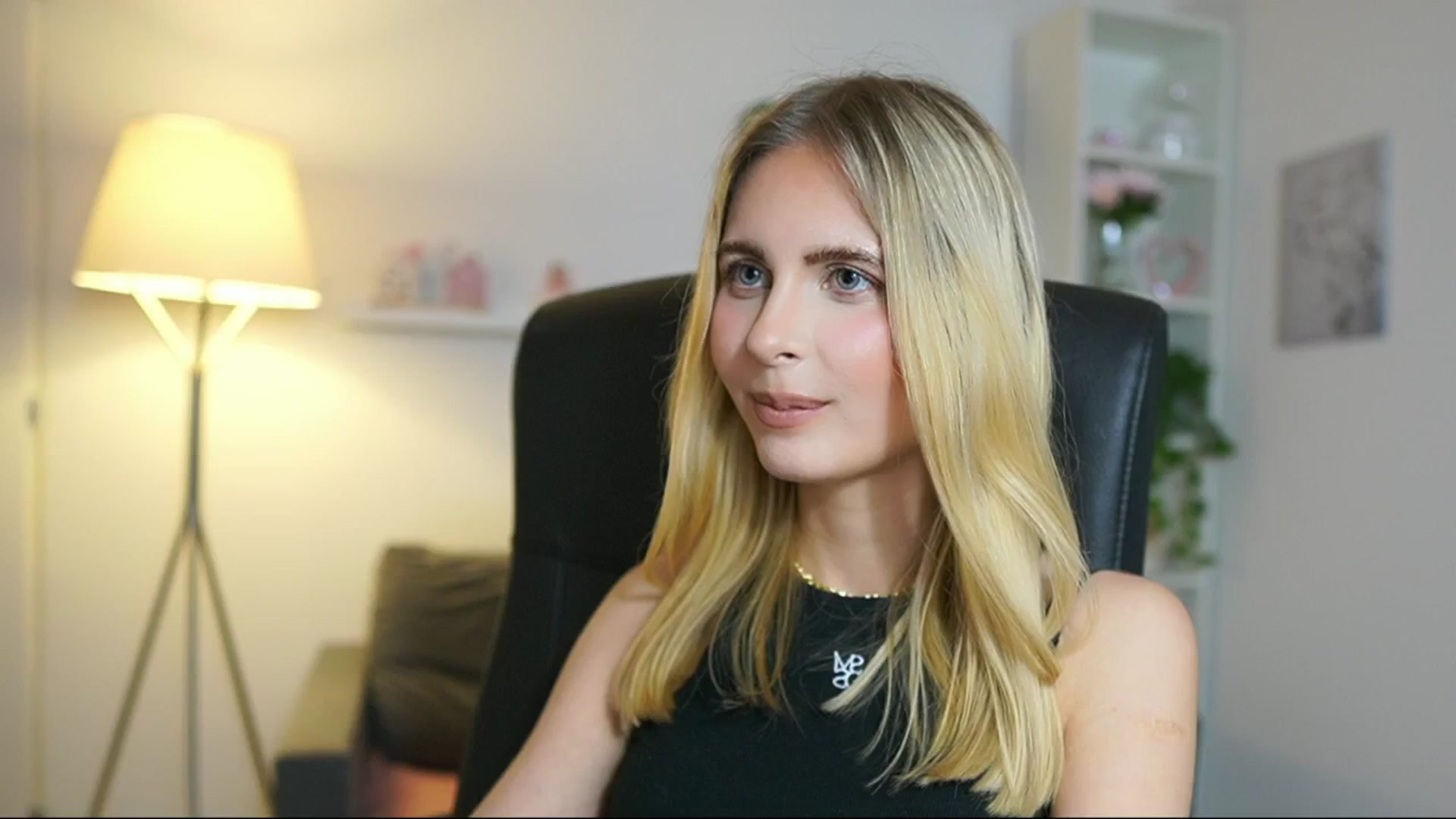 Gallery image thumbnail from Catecrago_'s myfreecams stream on, 05/26/2025, 17:52 image 18 of 20