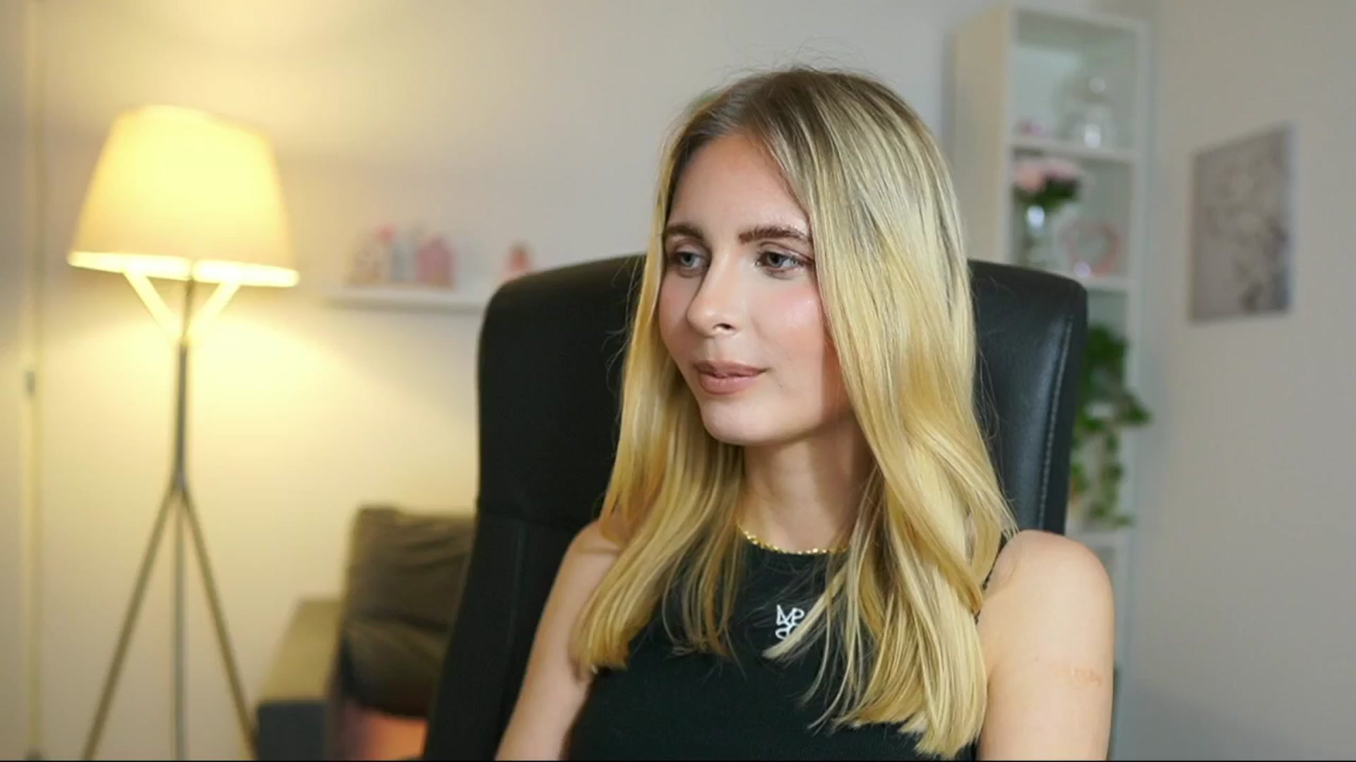 Gallery image thumbnail from Catecrago_'s myfreecams stream on, 05/26/2025, 17:52 image 17 of 20