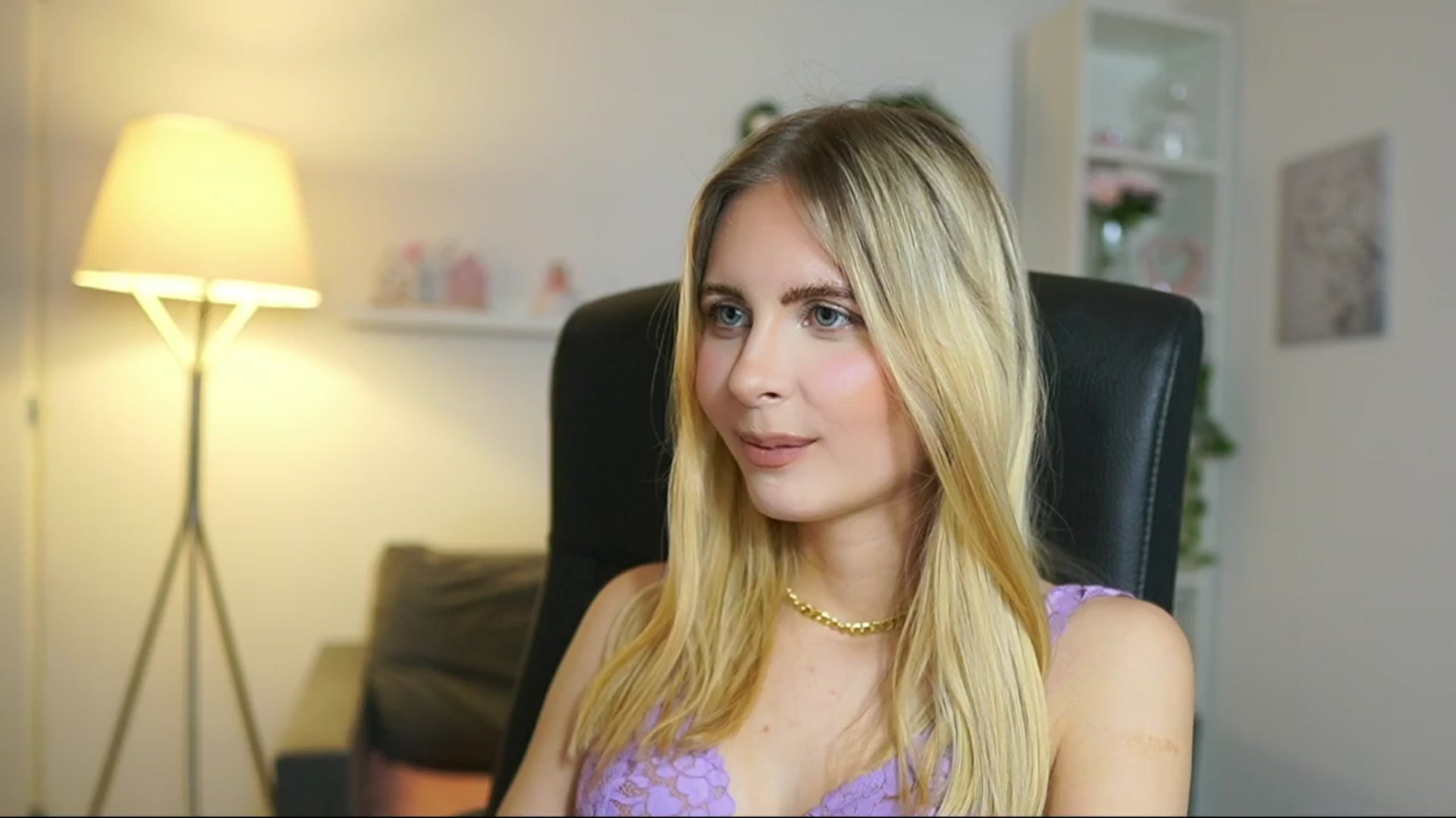 Gallery image thumbnail from Catecrago_'s myfreecams stream on, 05/27/2025, 13:58 image 18 of 20